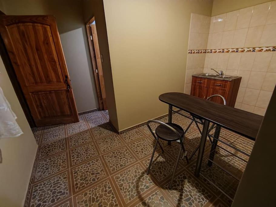 Mini departamento en hostal