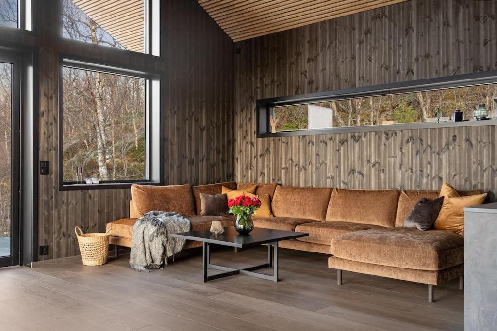 Nybygget arkitekt tegnet Snøhetta i vakker natur view 3