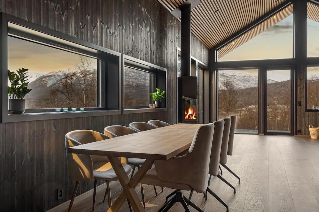 Nybygget arkitekt tegnet Snøhetta i vakker natur view 4