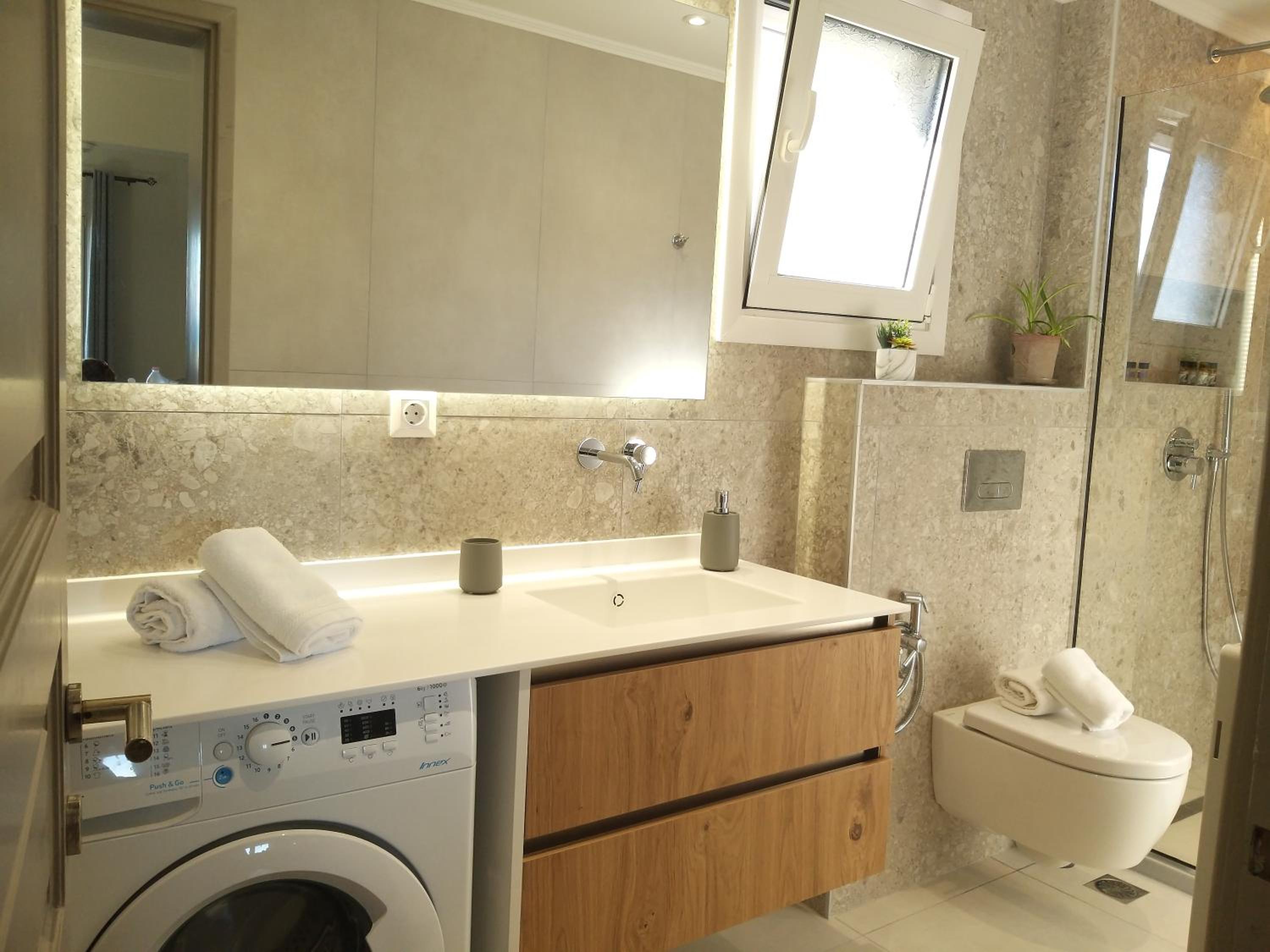 Gialos Holiday House