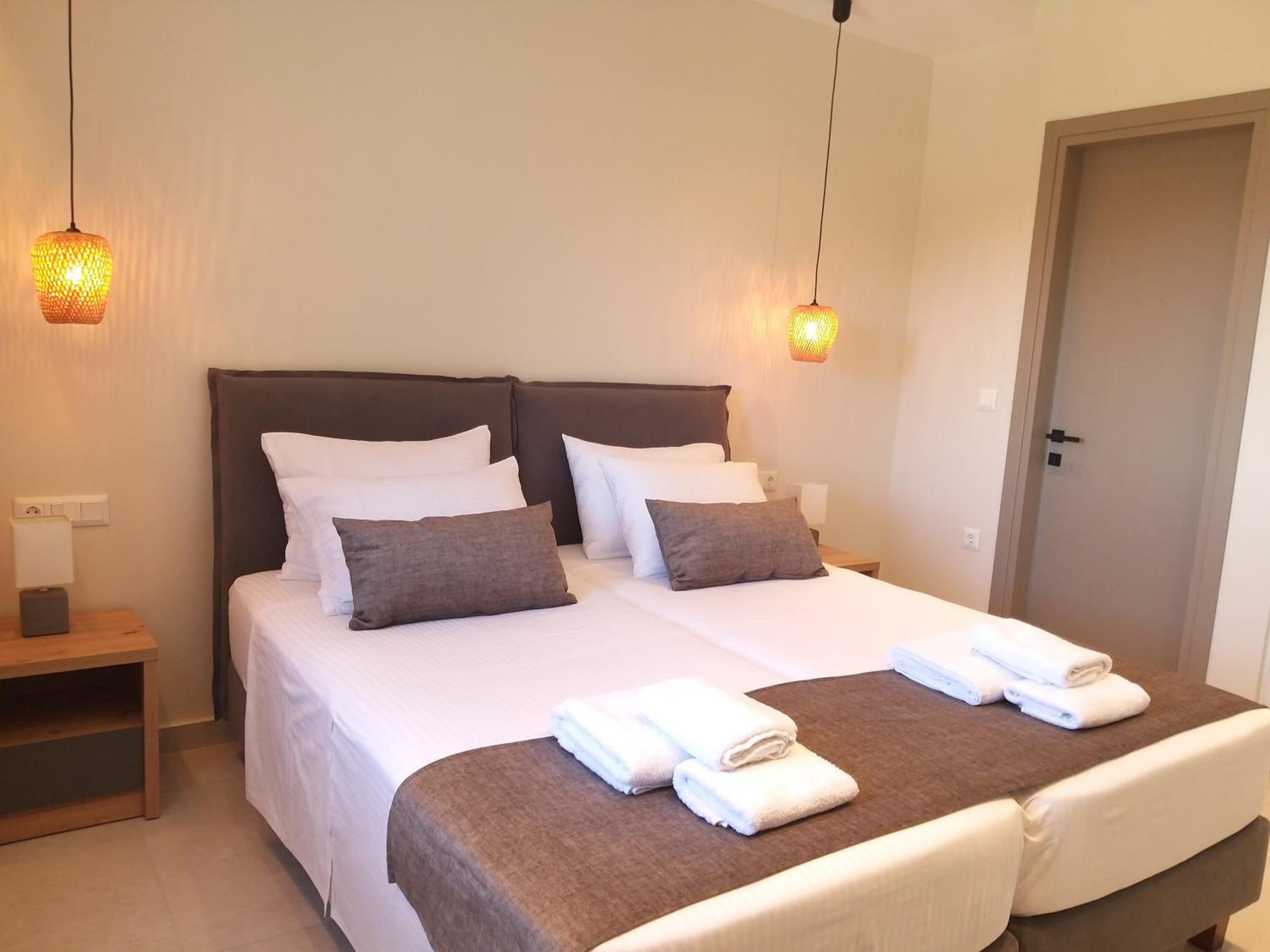 Gialos Holiday House