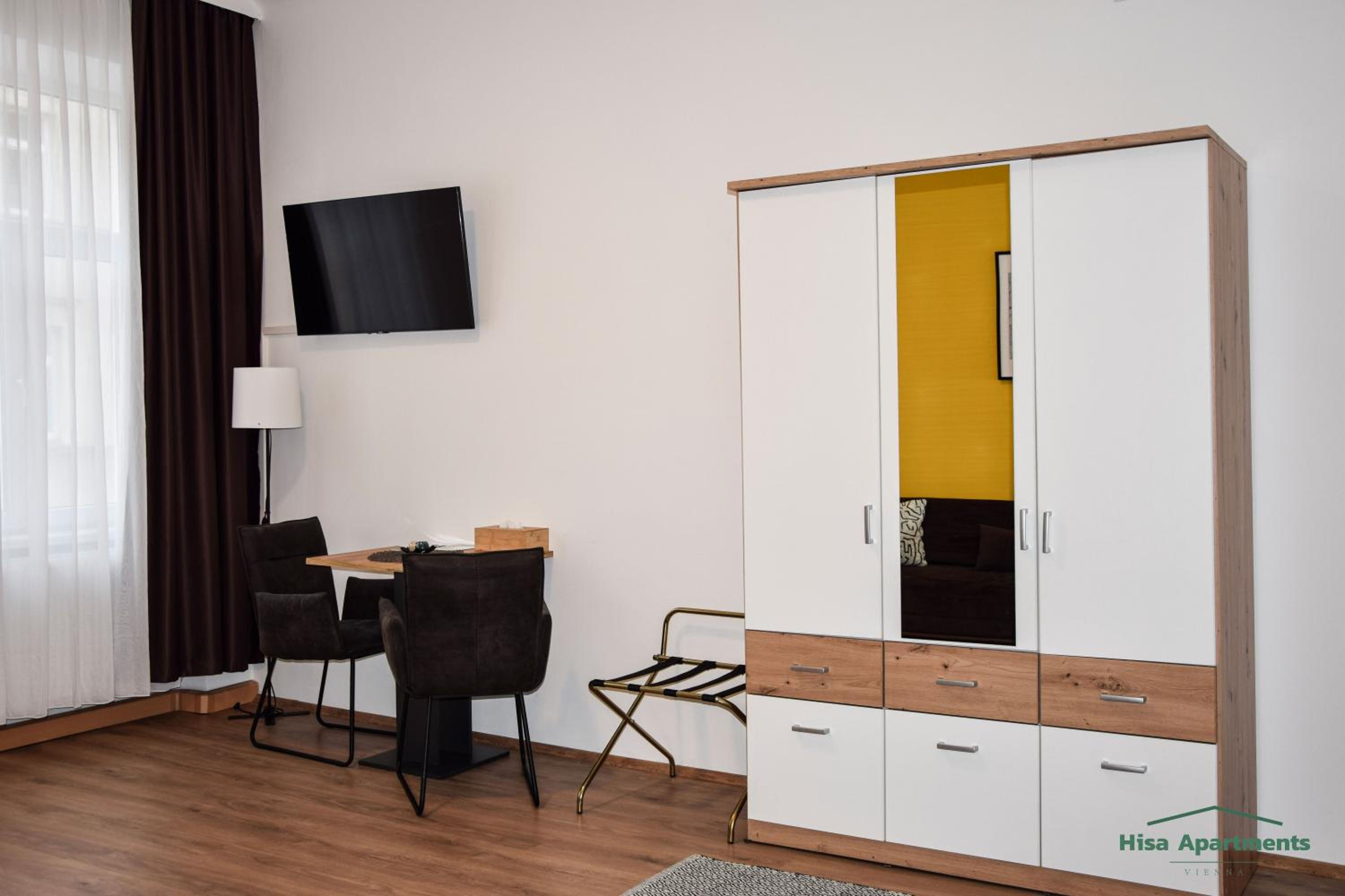 Hisa Apartments