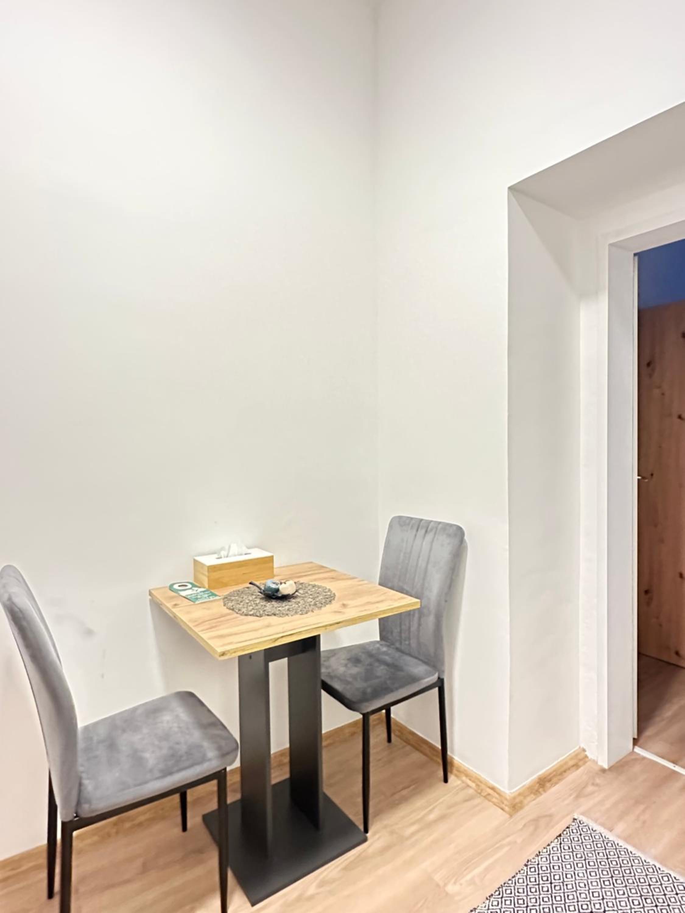 Hisa Apartments