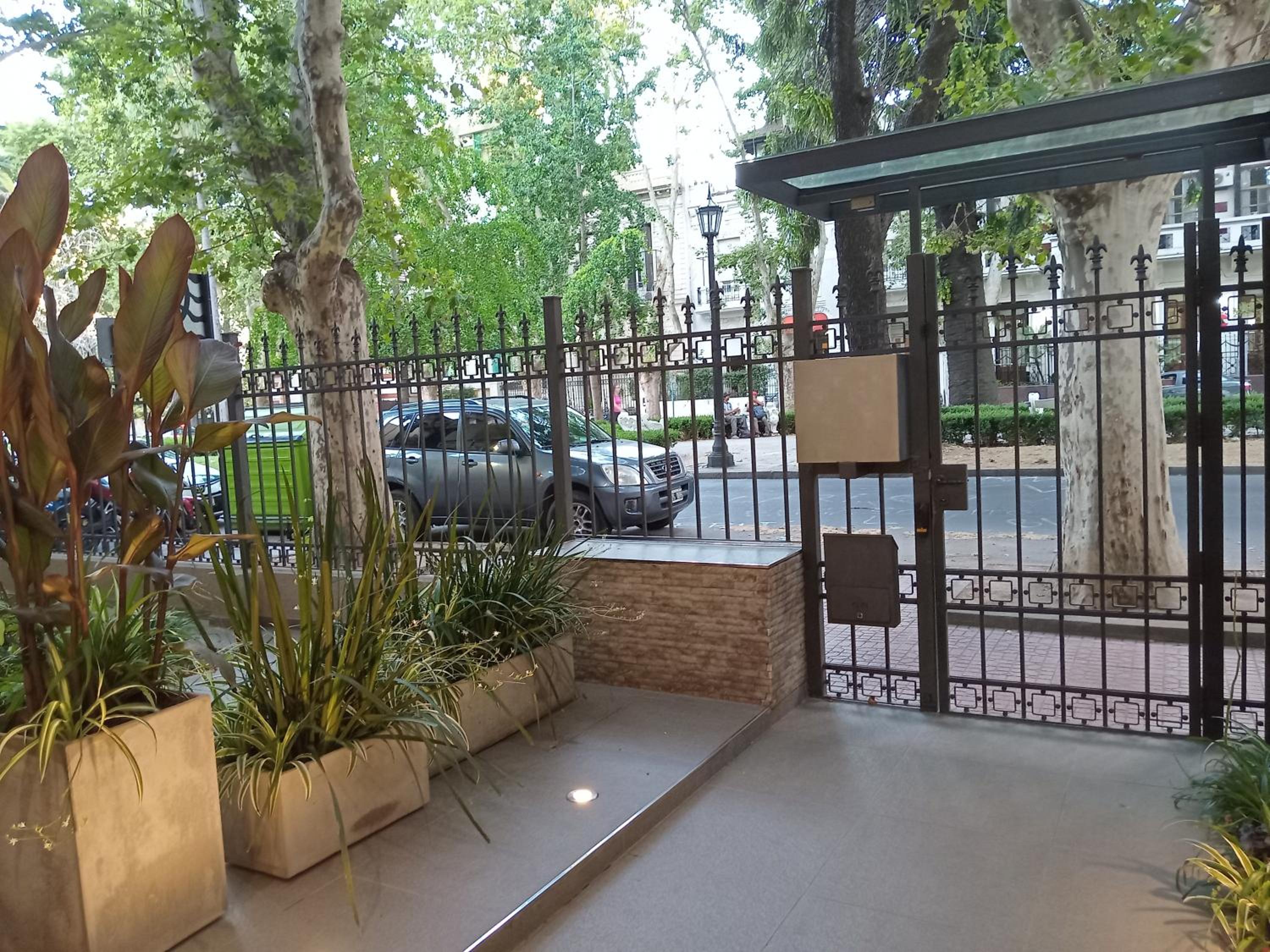 Departamento zona Oroño