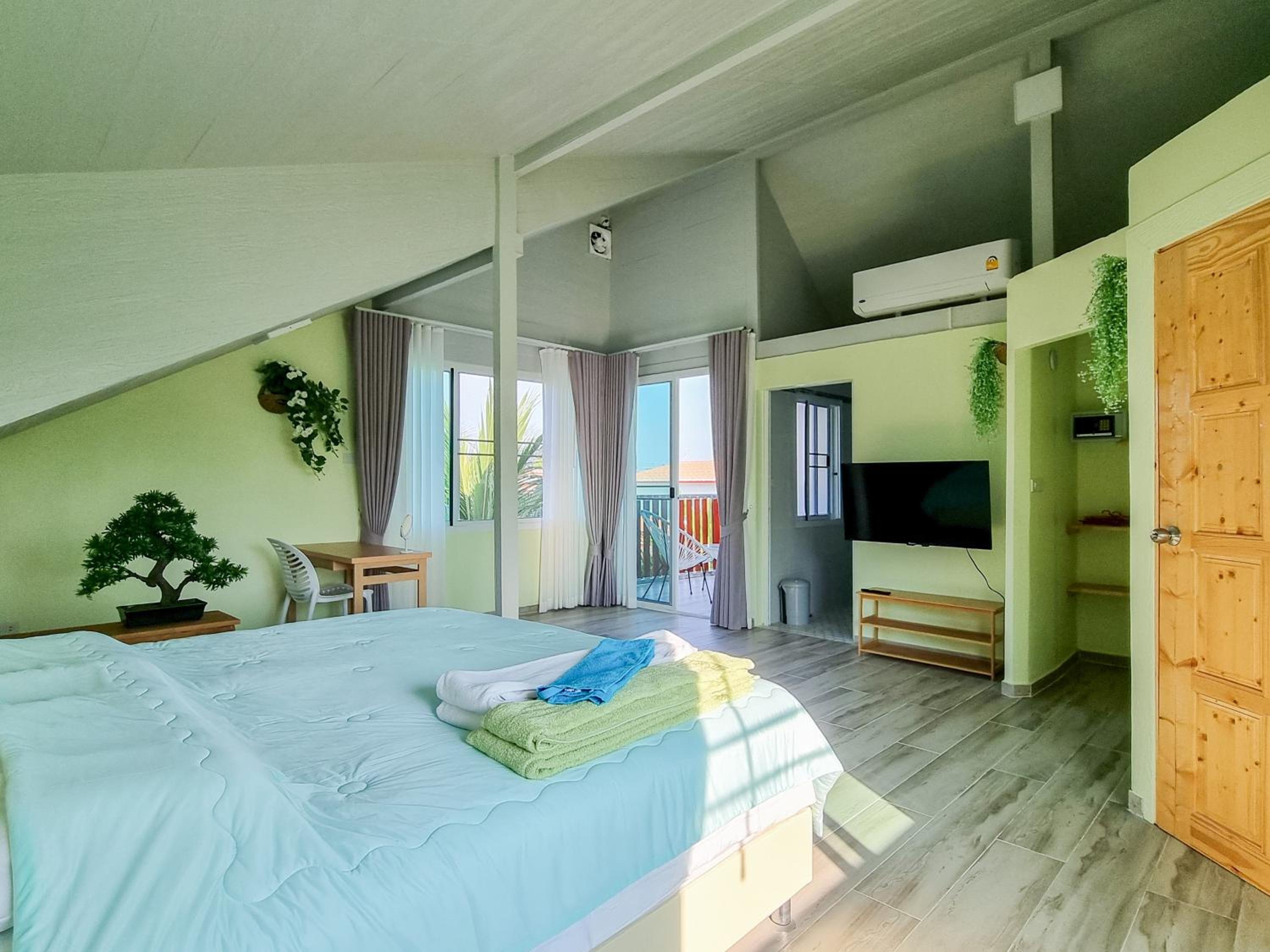 Tina's Living Paradise - Guesthouses with private pool, 5 min to beach view 5