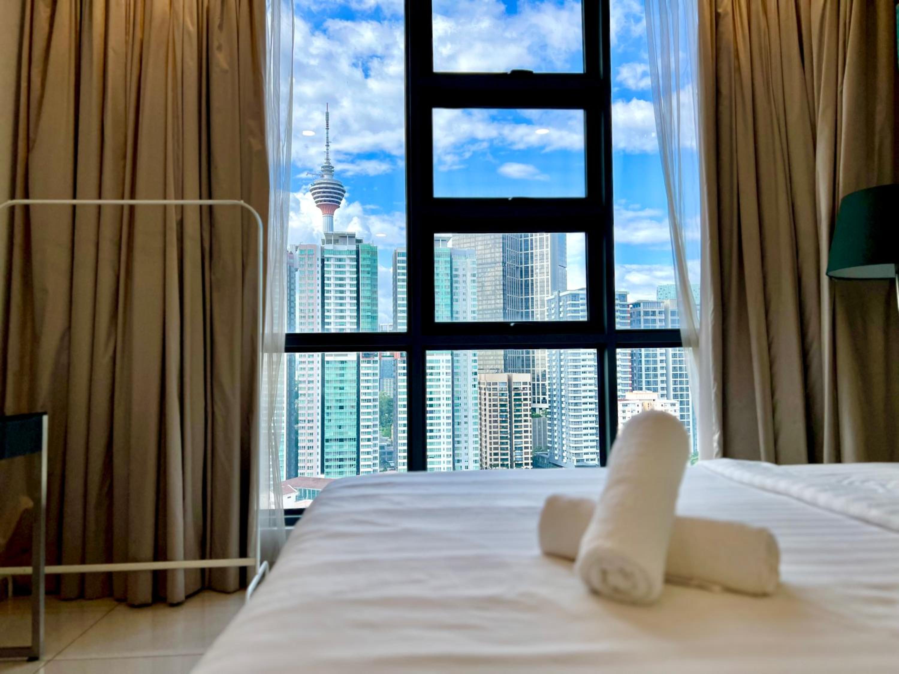 Eclipse Suites Robertson Bukit Bintang