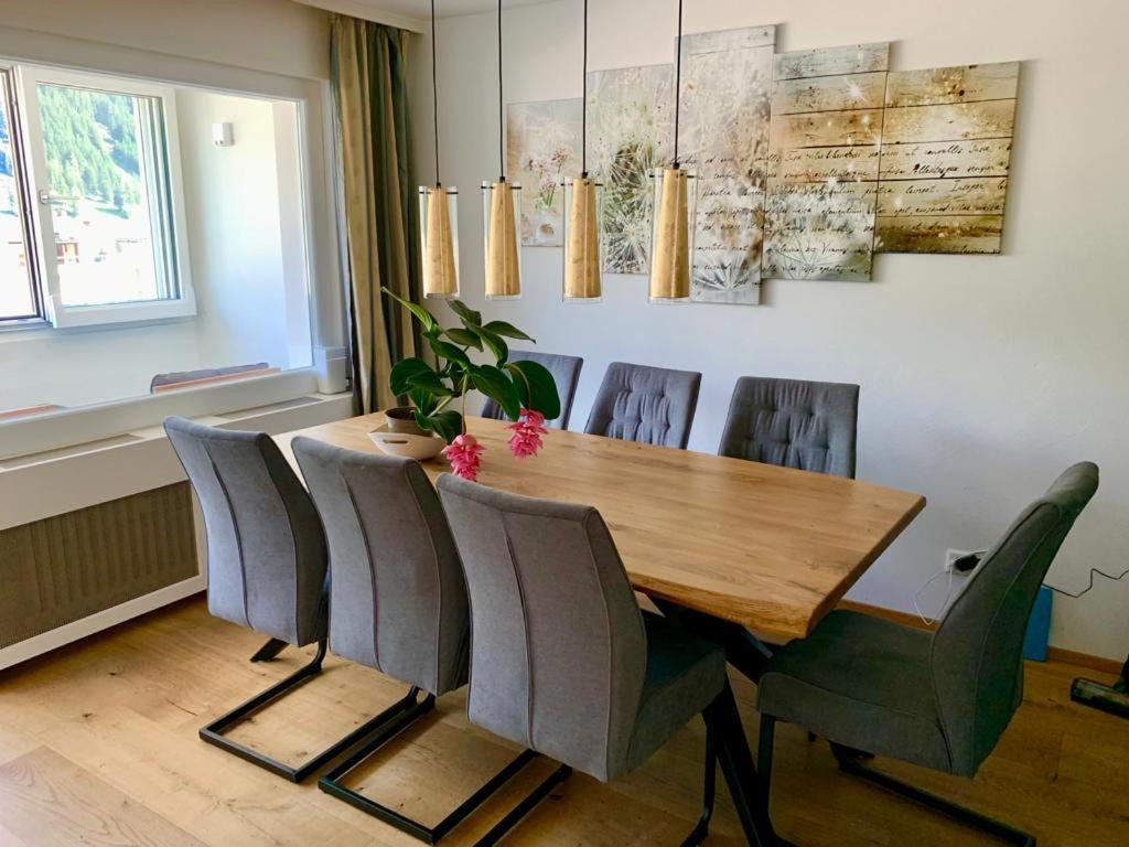 WEF DAVOS PLATZ Centre 3,5 Apartment with Garage