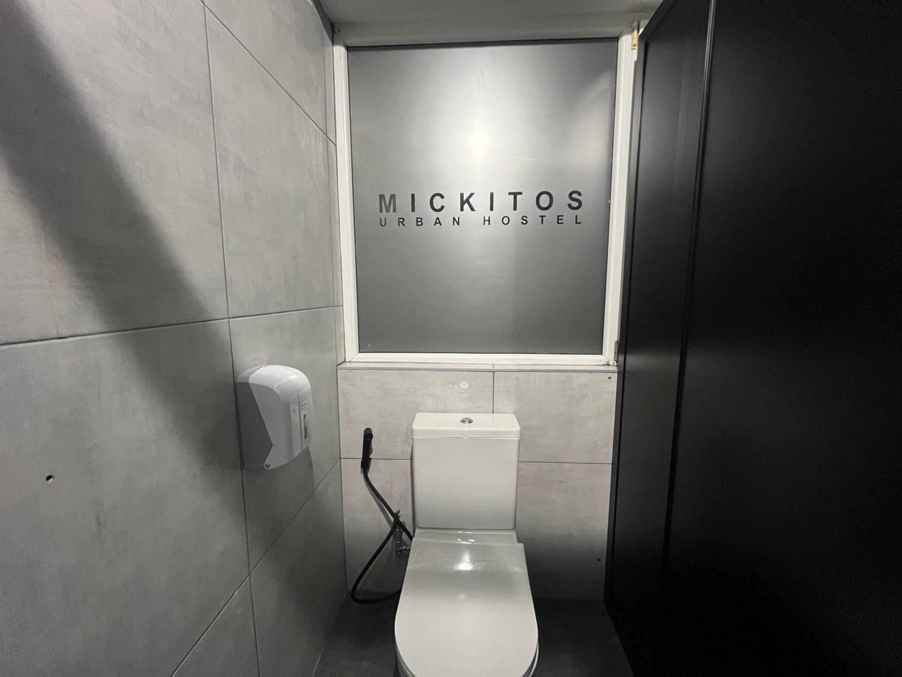 Mickitos Urban Hostel