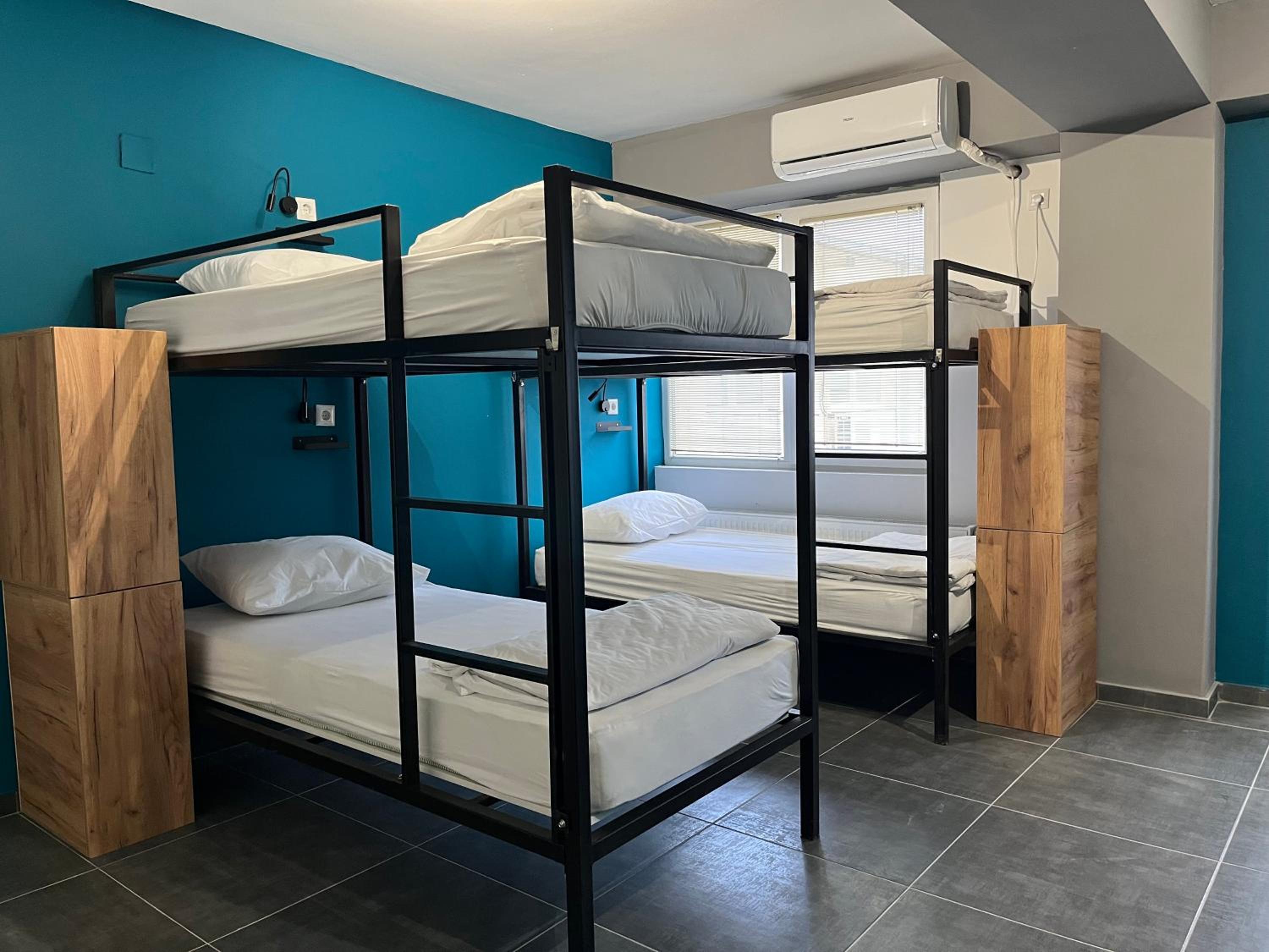 Mickitos Urban Hostel