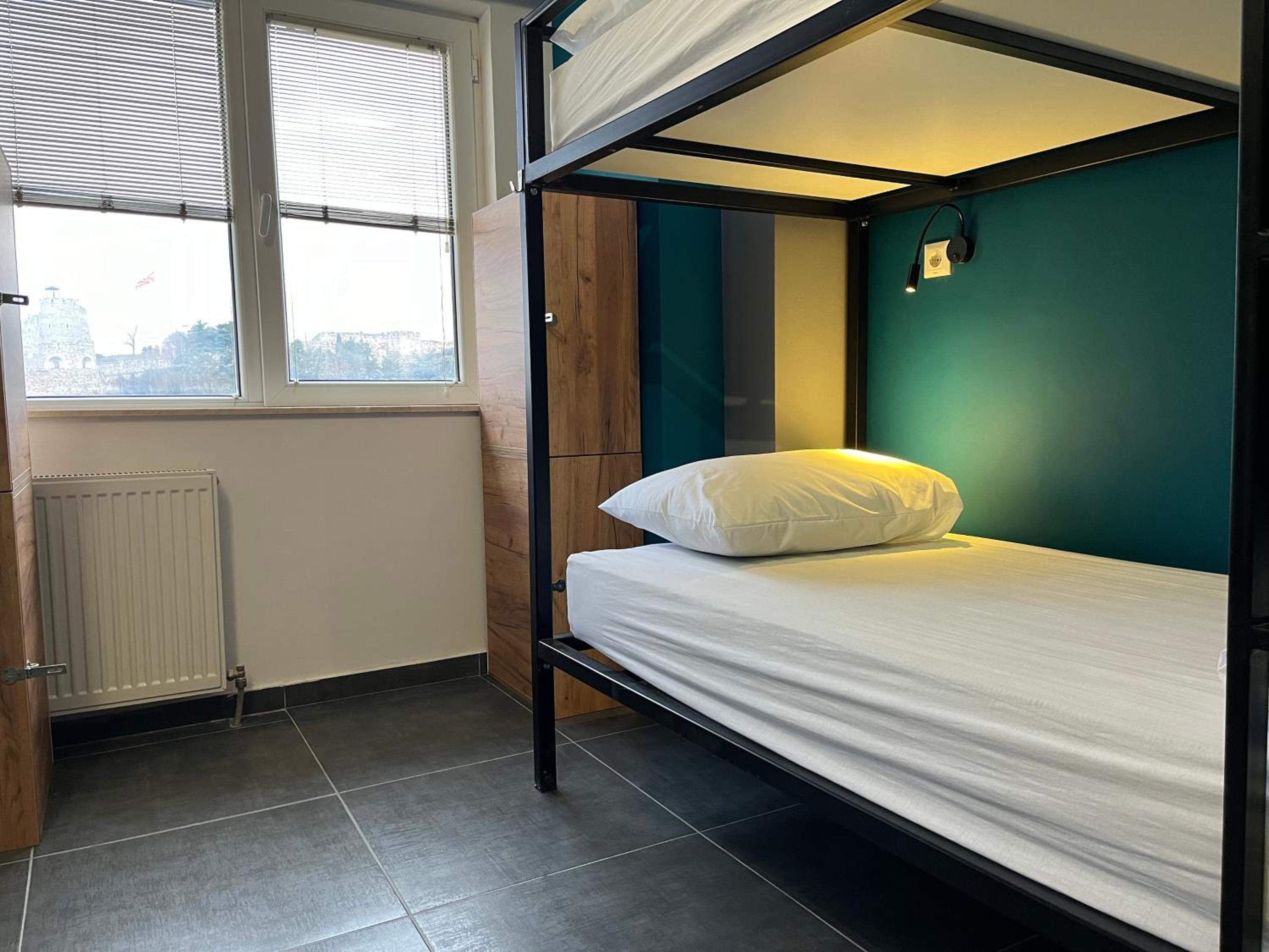Mickitos Urban Hostel