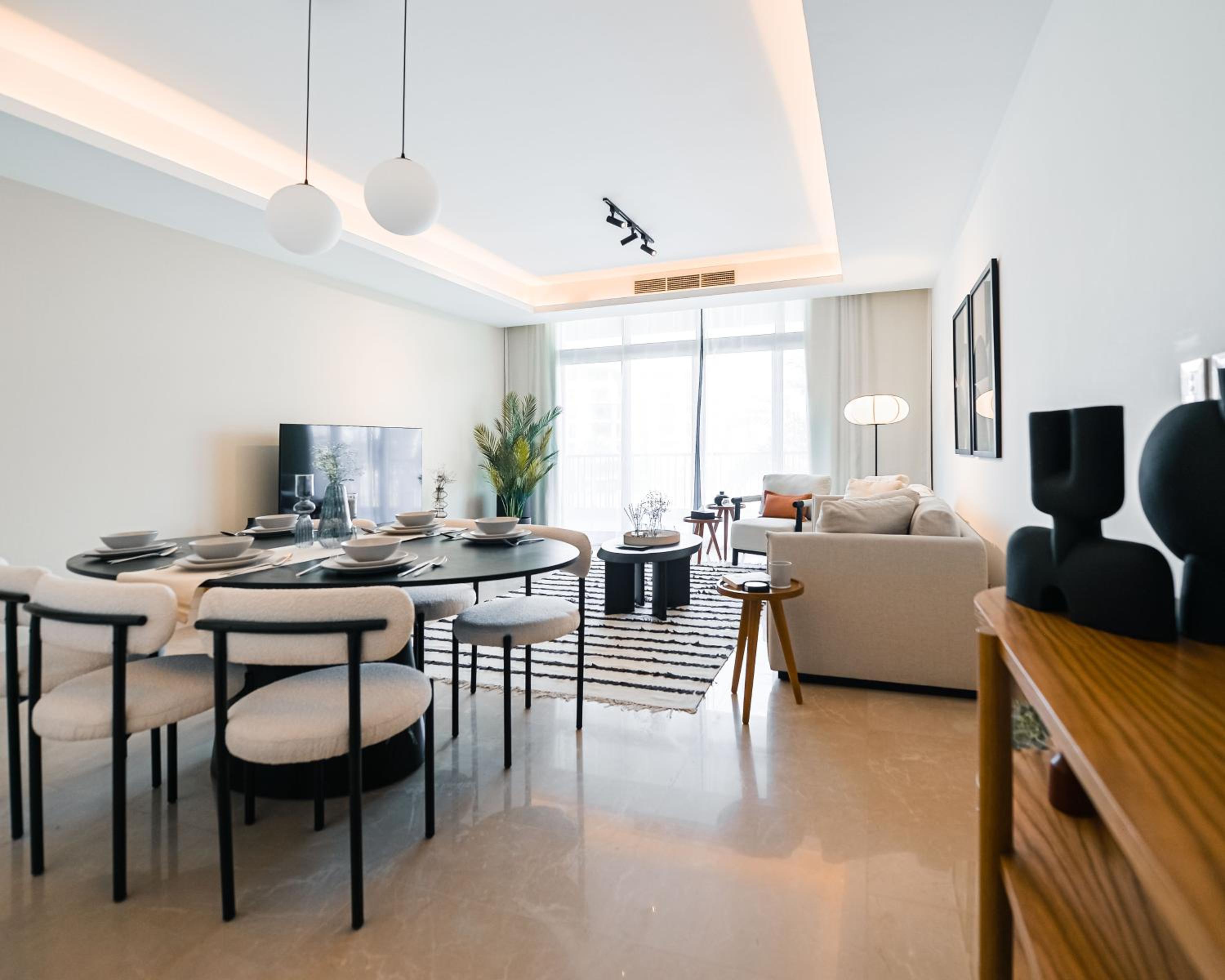 2BR Apartment CFC Aura Living