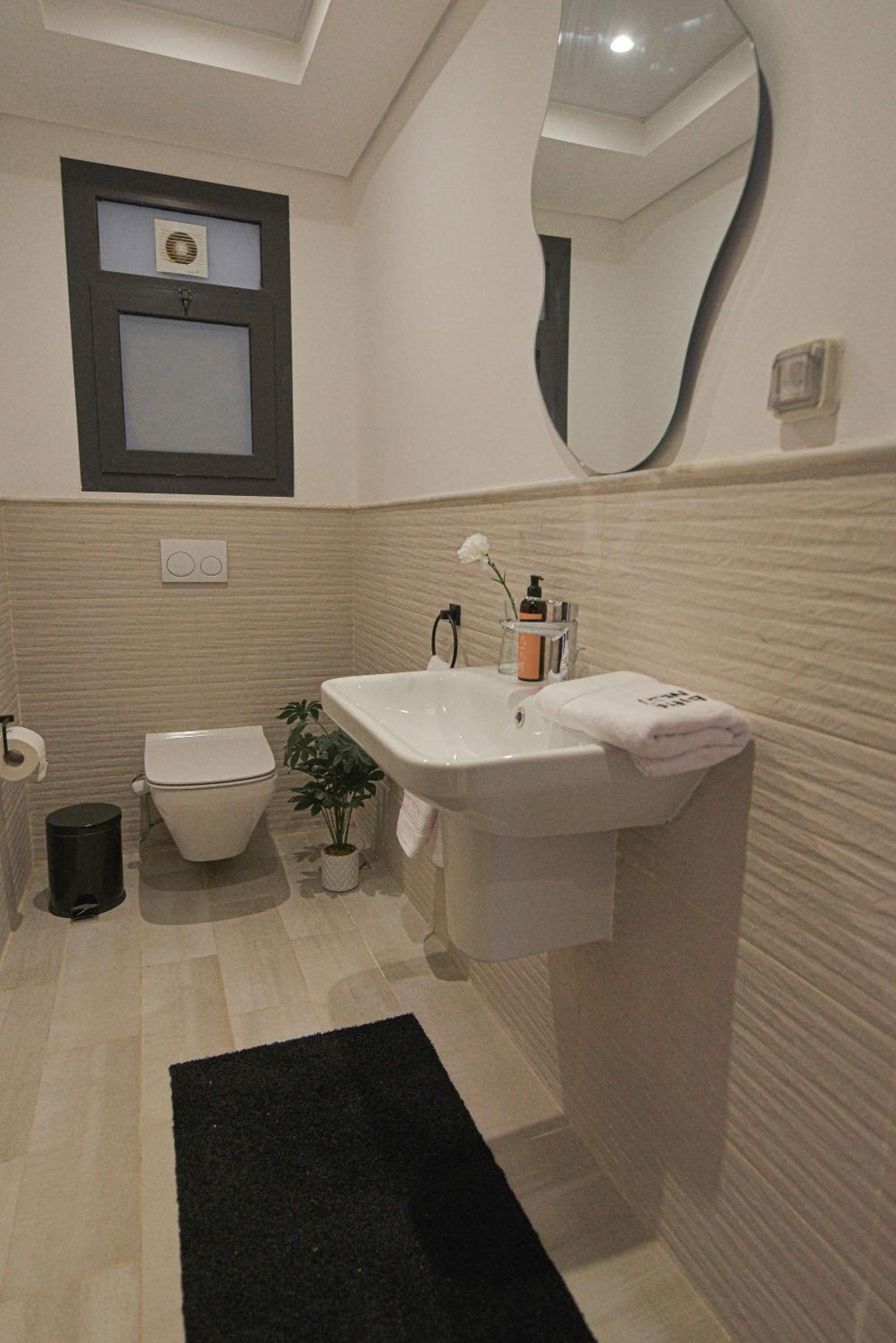 2BR Apartment CFC Aura Living