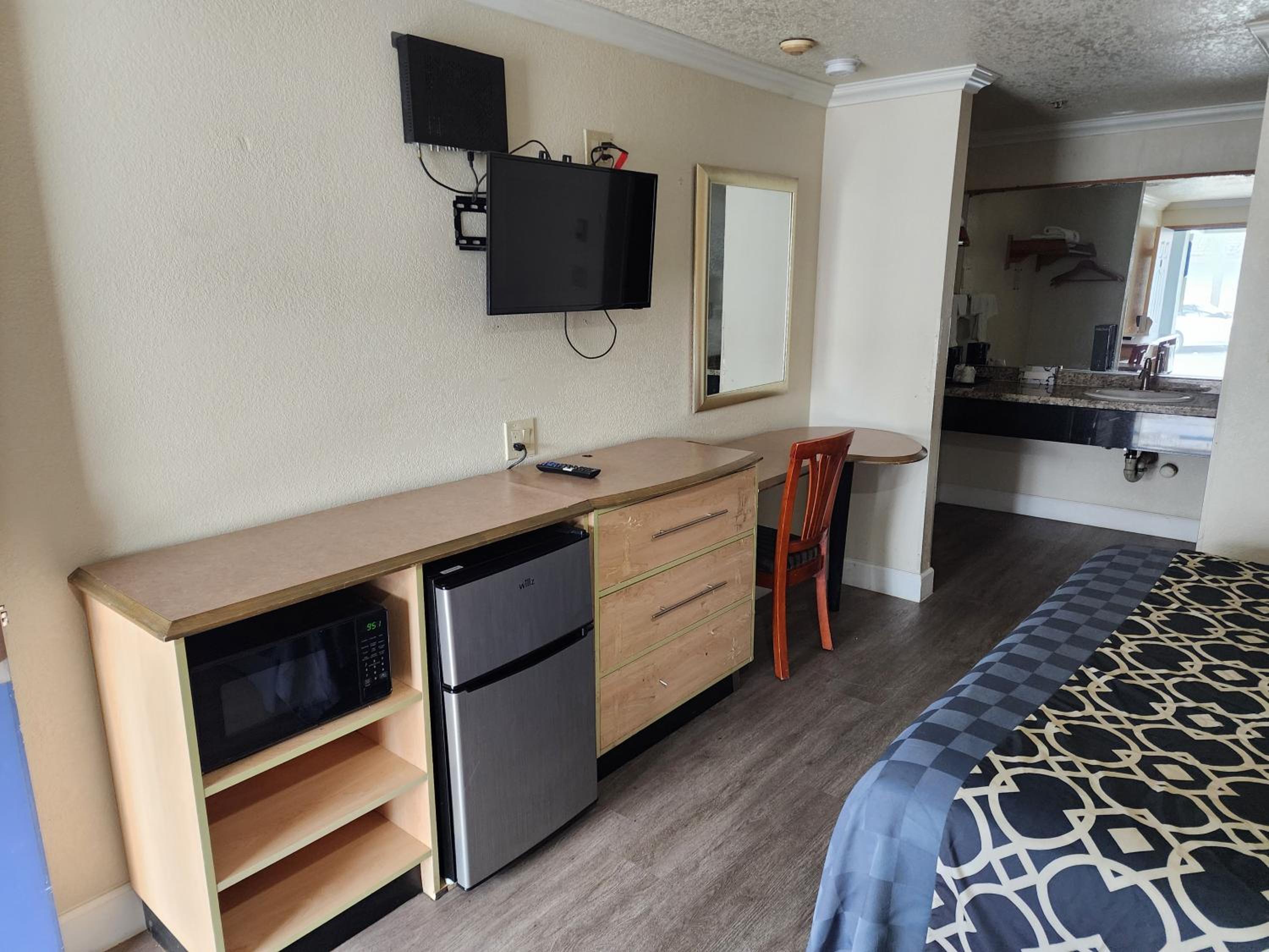 Budget Inn Corcoran Near Tulare CA 43