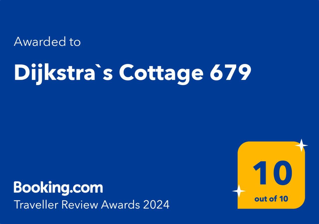 Dijkstra`s Cottage 679
