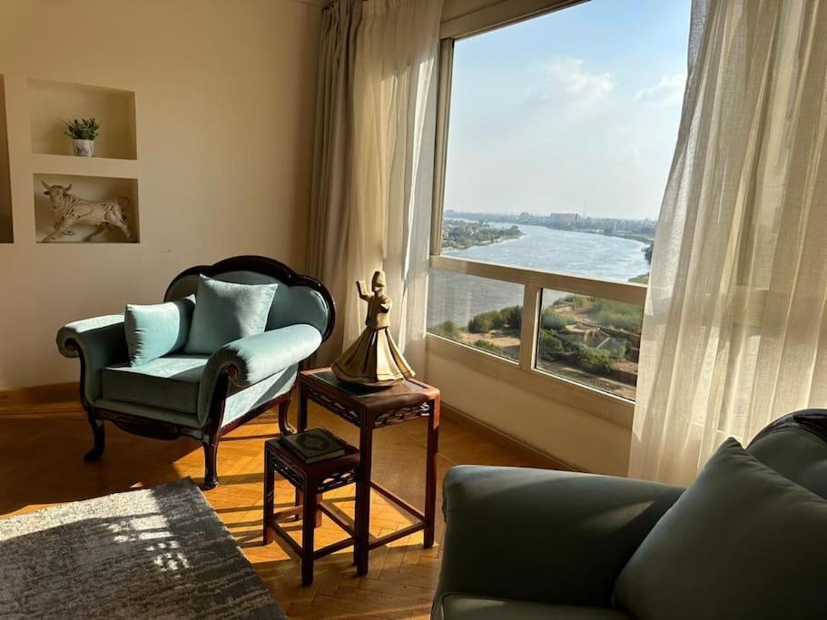 Luxurious apartment for rent with Nile view 1002