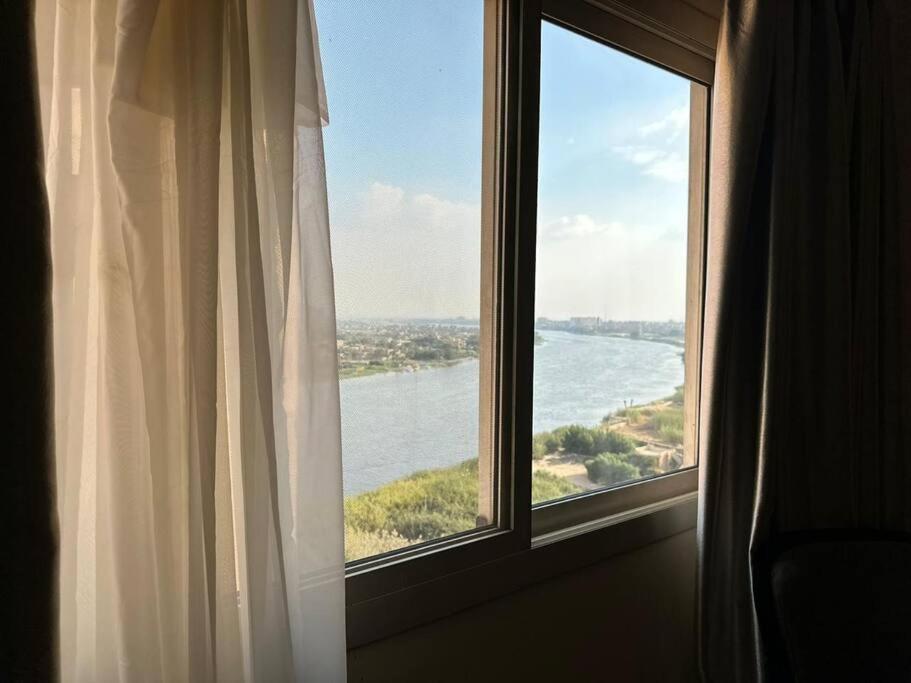Luxurious apartment for rent with Nile view 1002
