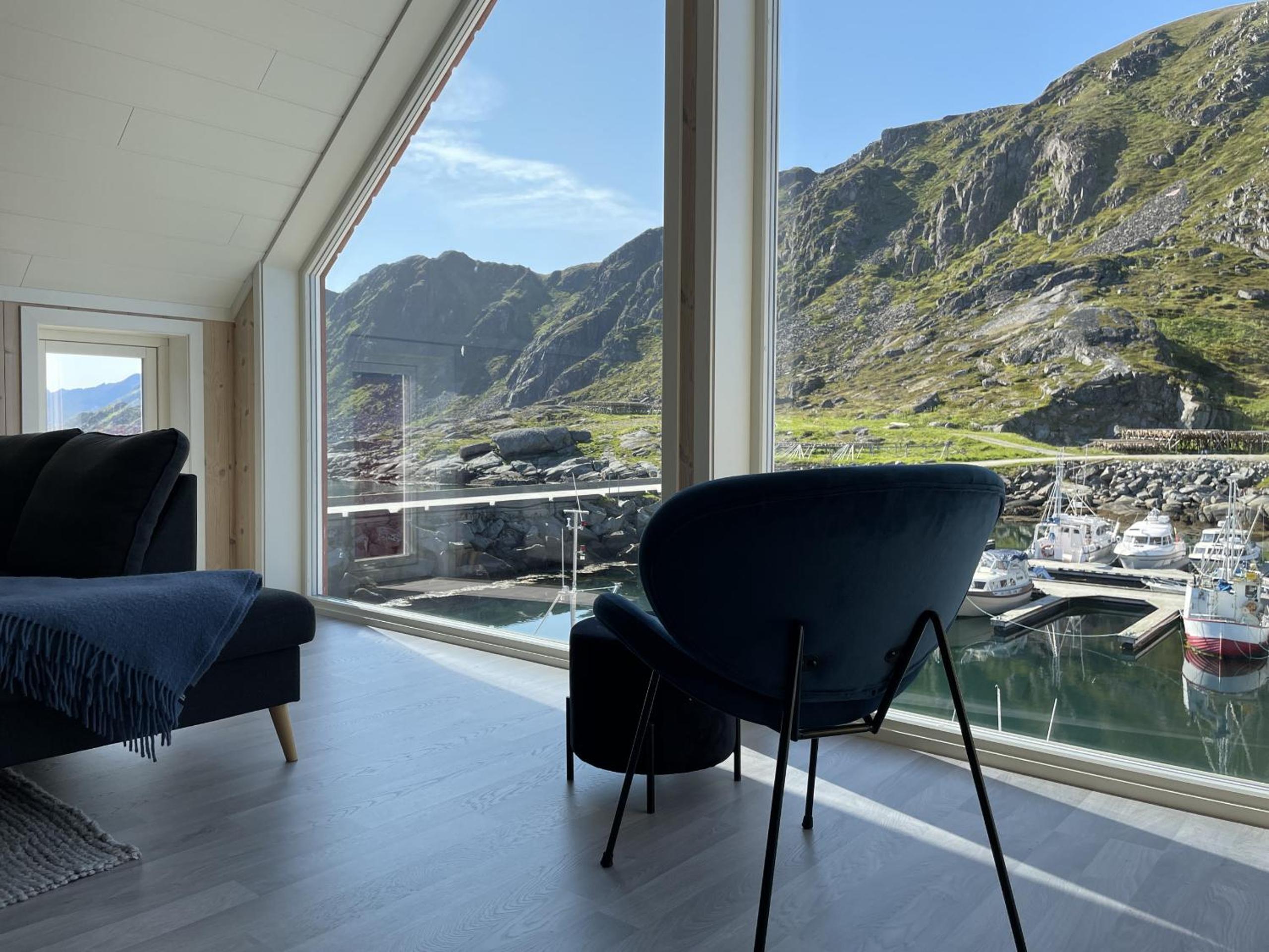 High standard Lodge Ballstad view 4