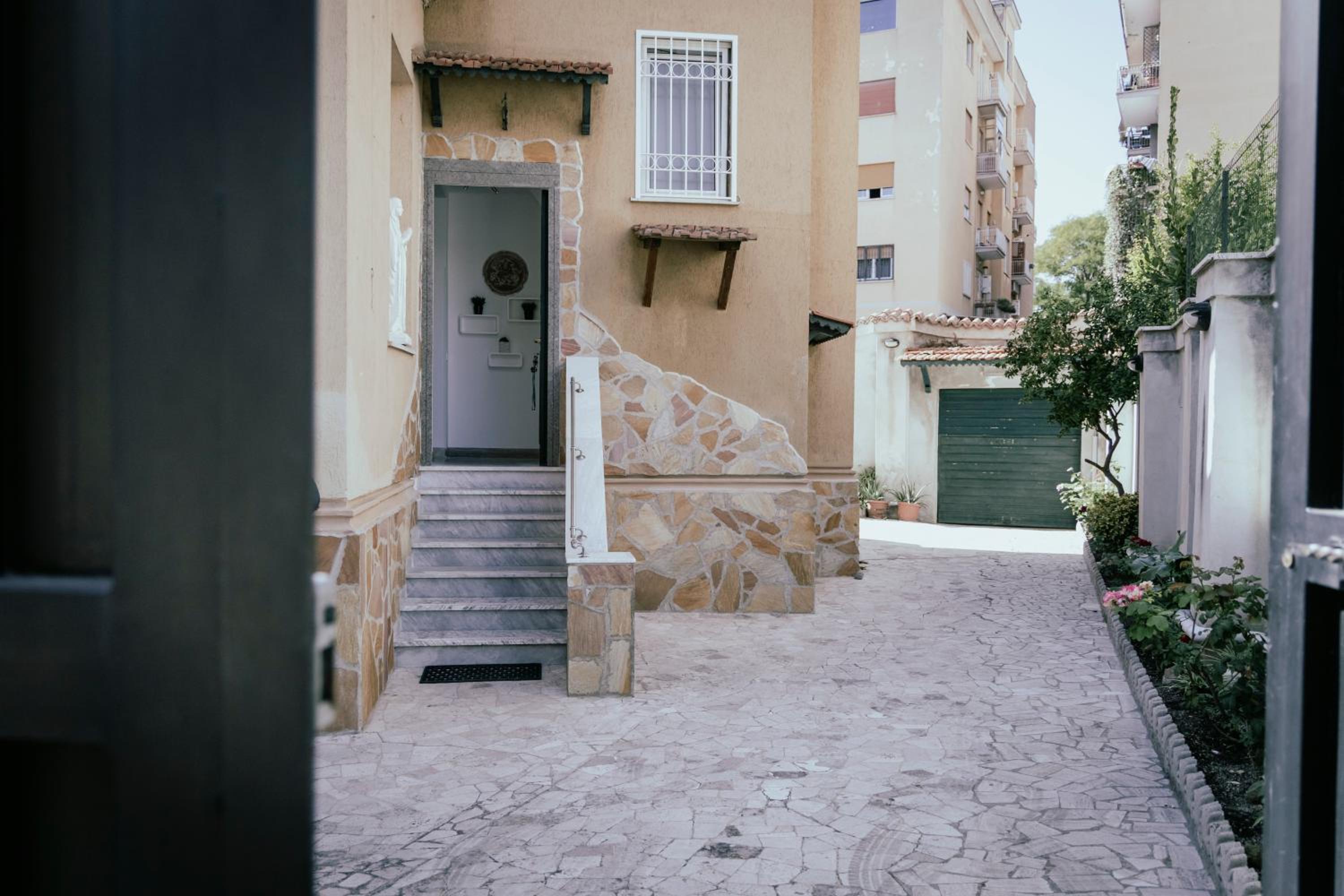 GuestHouse Aurora ML