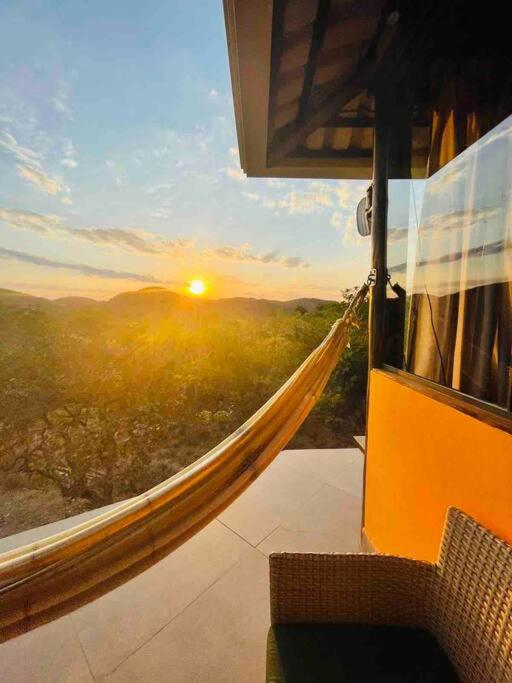 Casa Kali Sol - refúgio na natureza com vista e hidromassagem