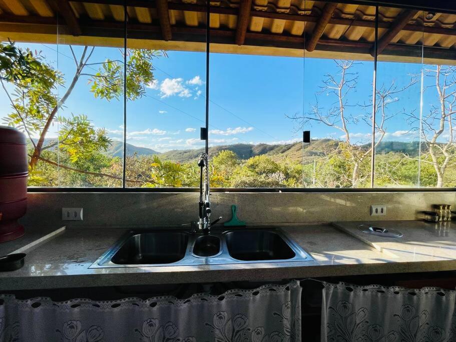 Casa Kali Sol - refúgio na natureza com vista e hidromassagem