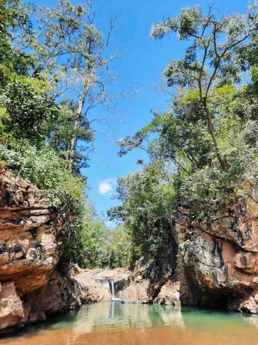 Casa Kali Sol - refúgio na natureza com vista e hidromassagem