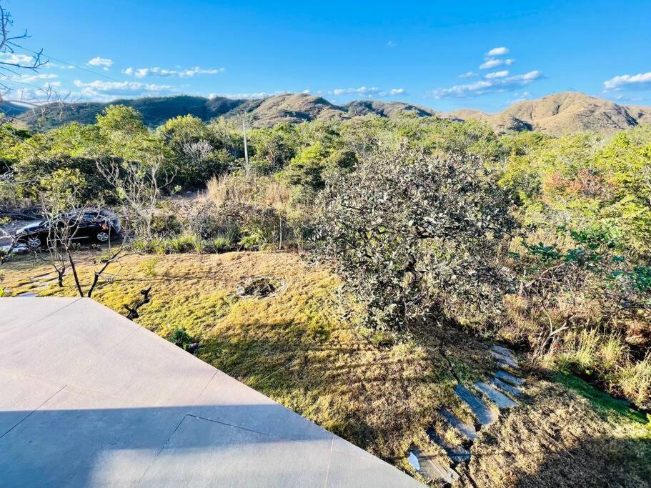 Casa Kali Sol - refúgio na natureza com vista e hidromassagem