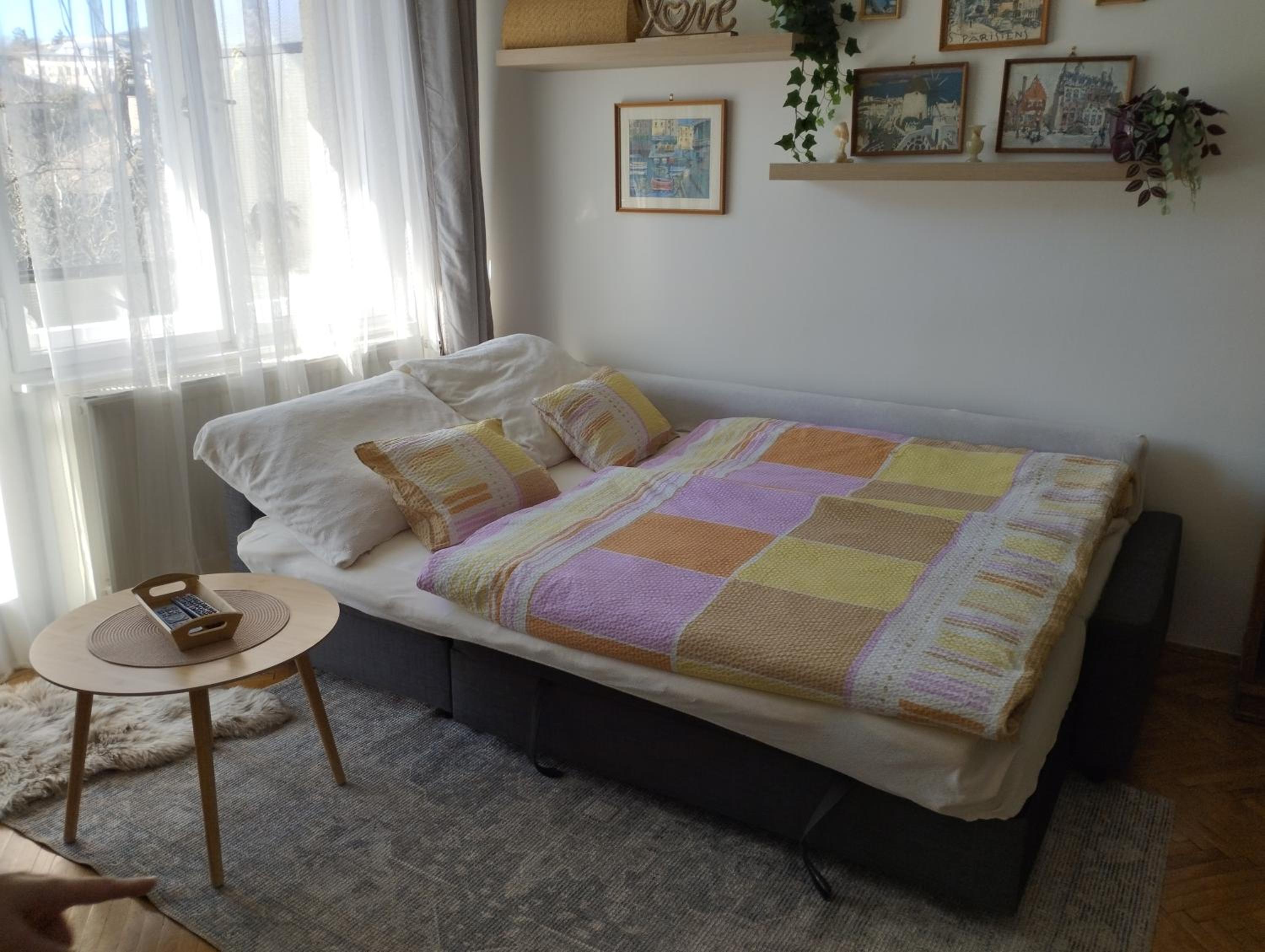 Greenview Apartment
