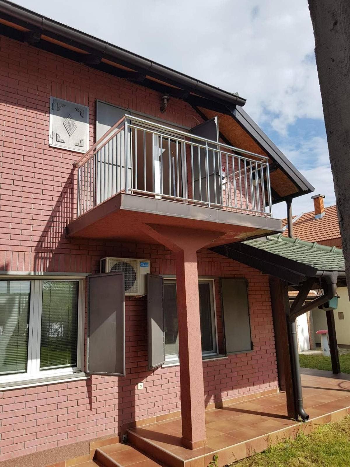 Apartmani Tina - Srebrno jezero view 3