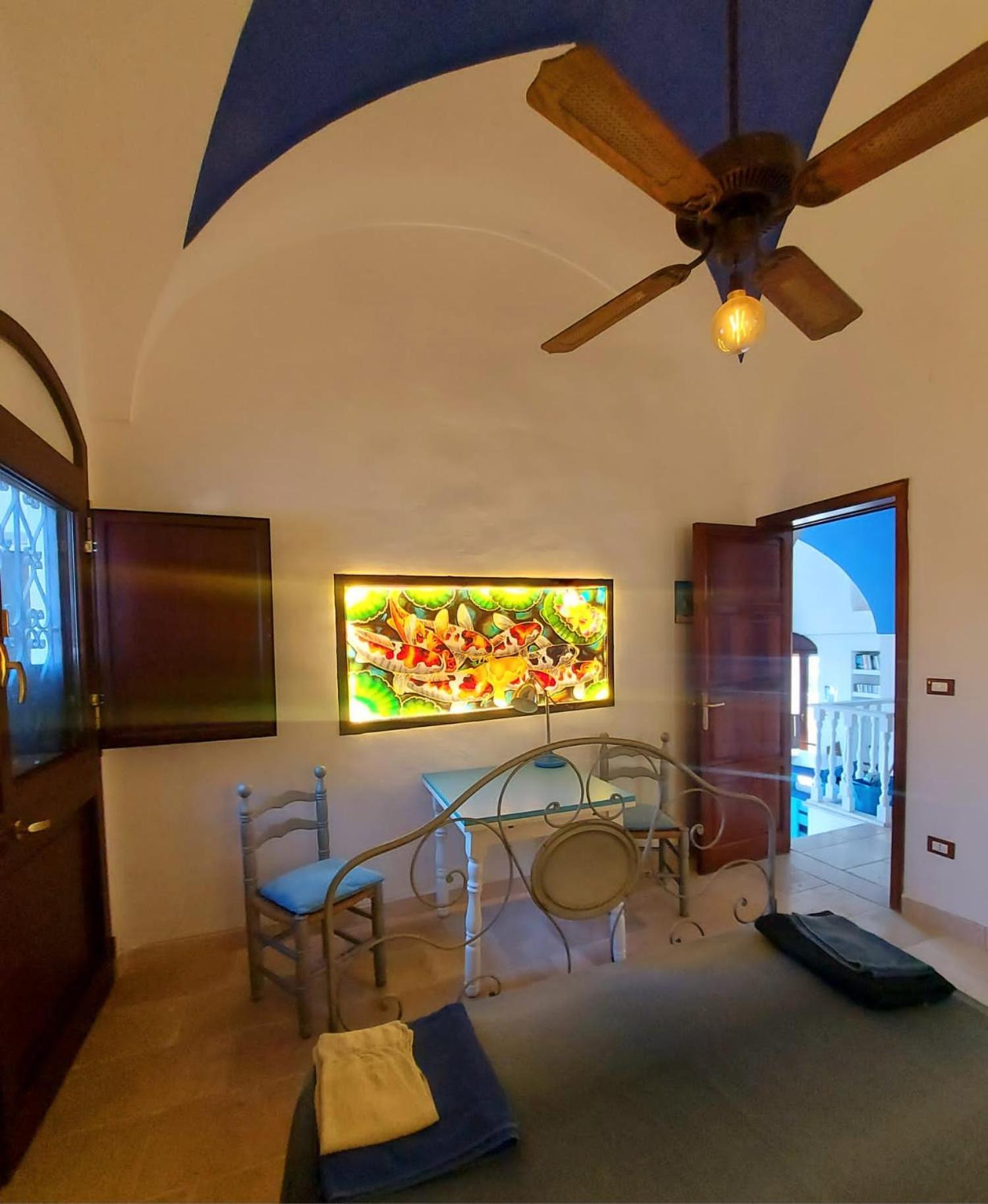 VILLA GIRASOLI SWIMMING POOL for 6 guests NATURE IN THE BAY