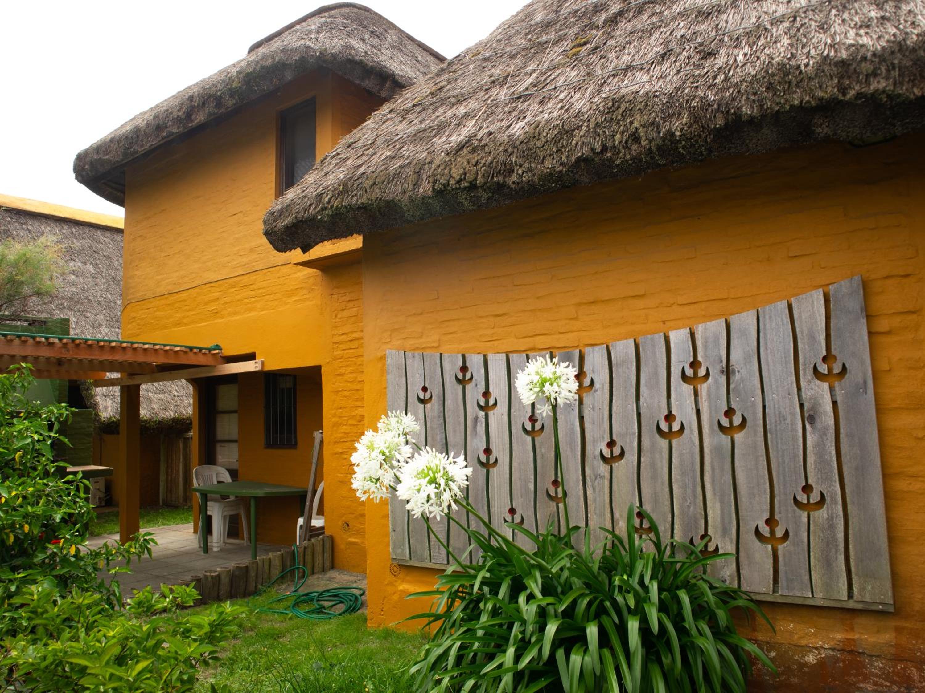 Coco Loco Lodge view 2