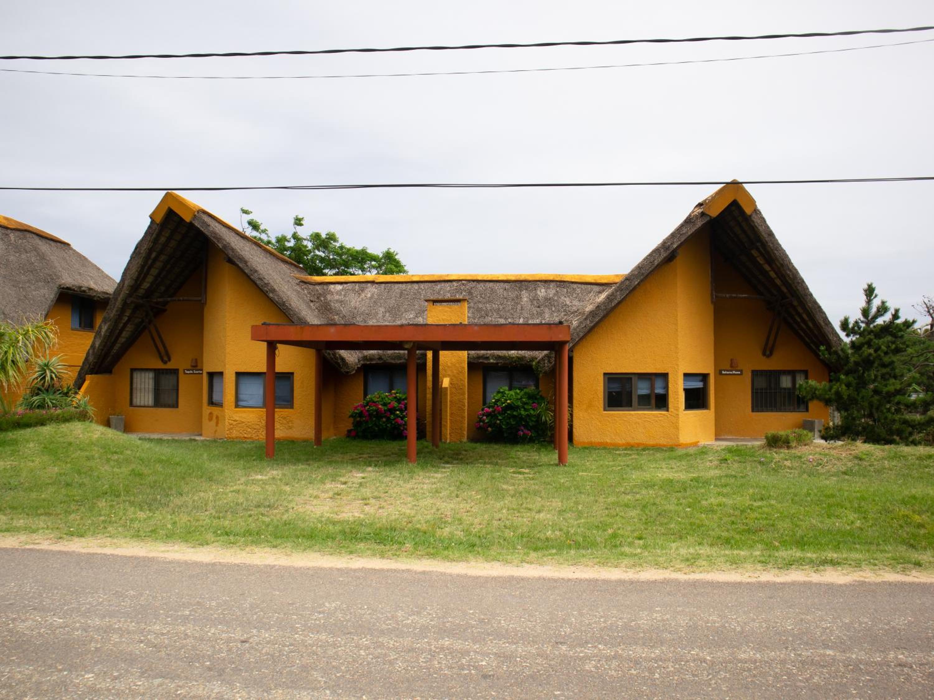 Coco Loco Lodge view 4