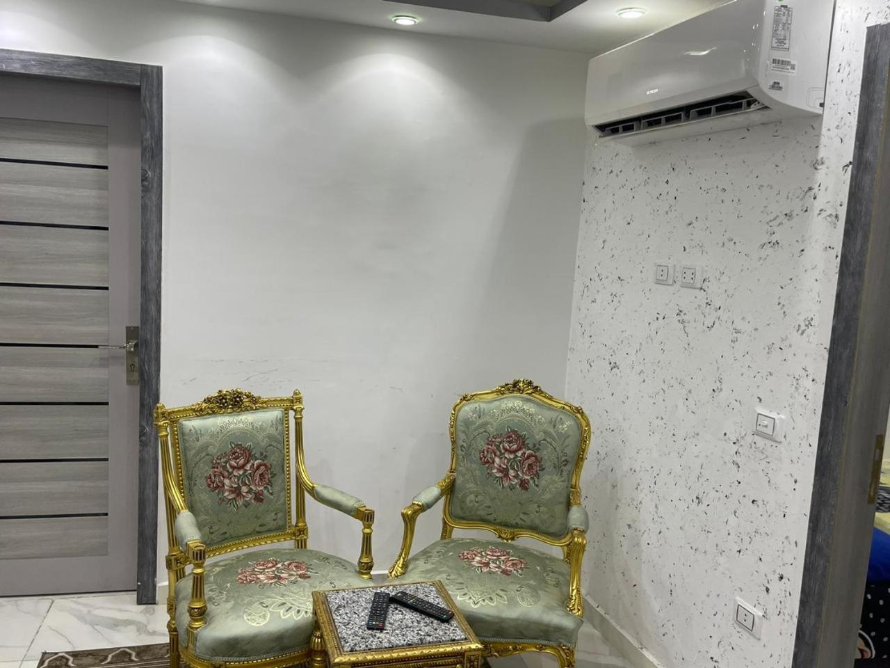 Zahrat Al Bahr El Azam Apartments