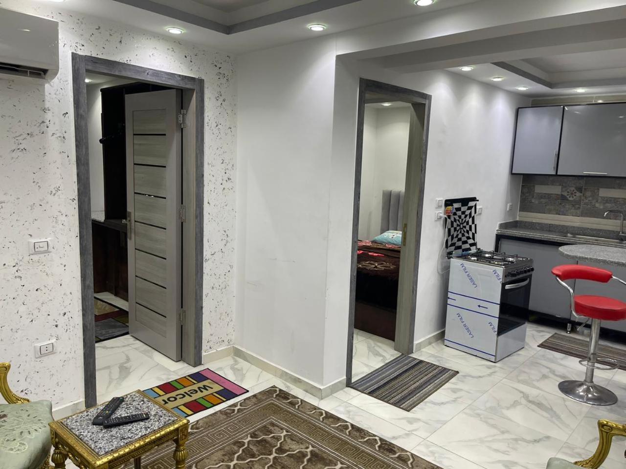 Zahrat Al Bahr El Azam Apartments