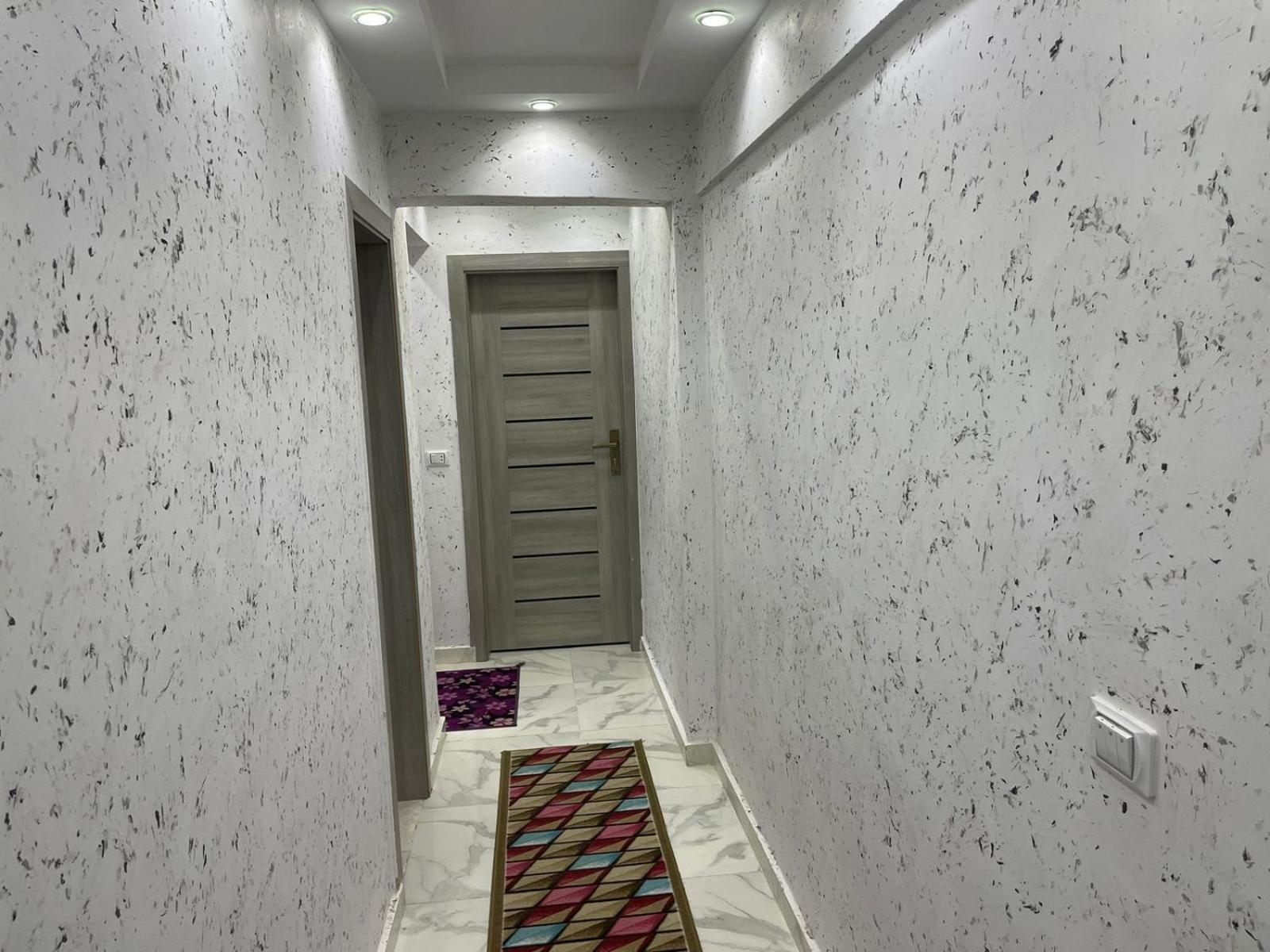 Zahrat Al Bahr El Azam Apartments