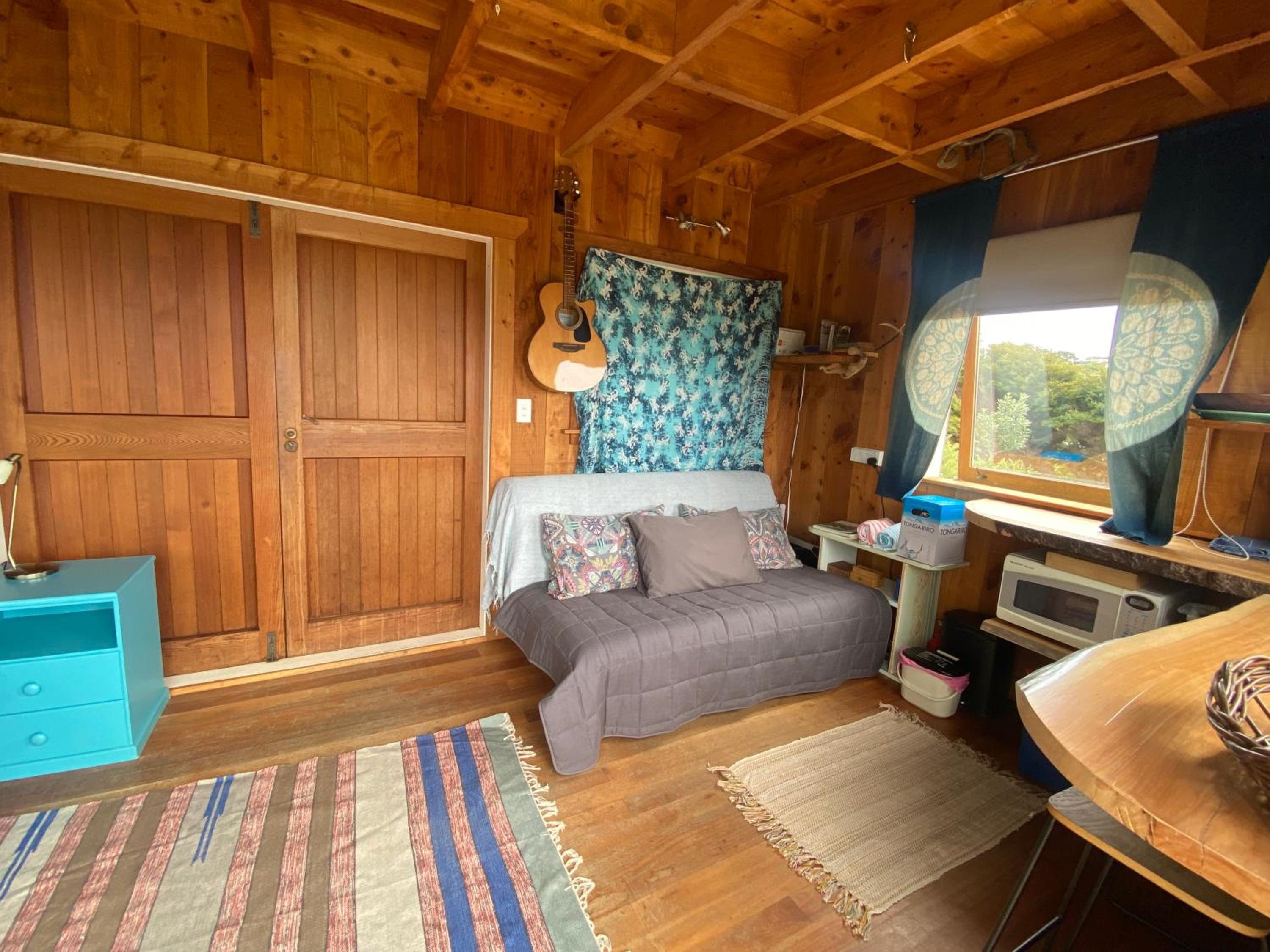 Kereru Cabin - Spectacular seaviews, Glamping Eco adventure view 2