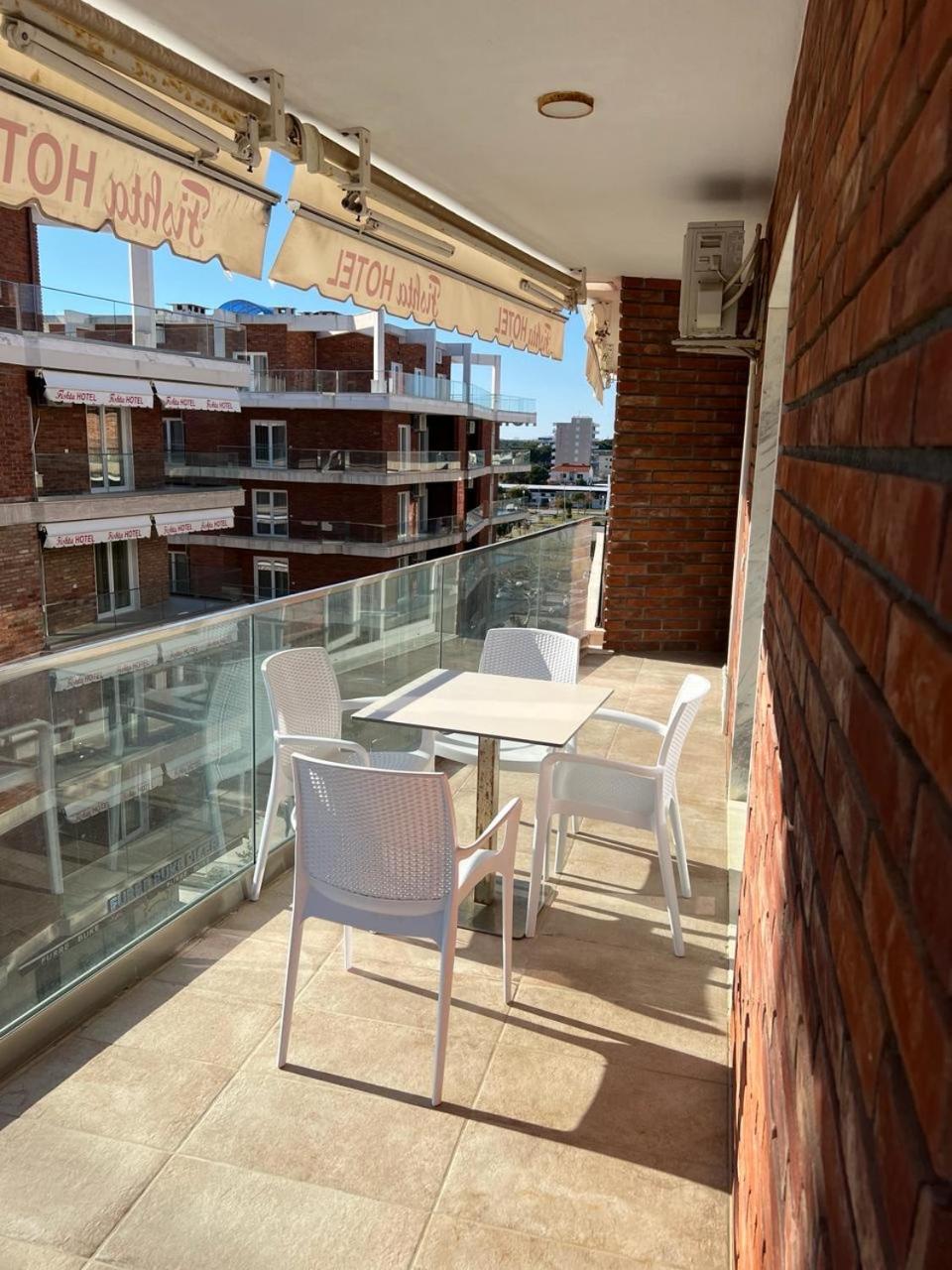 Fishta Apartment Q6 47