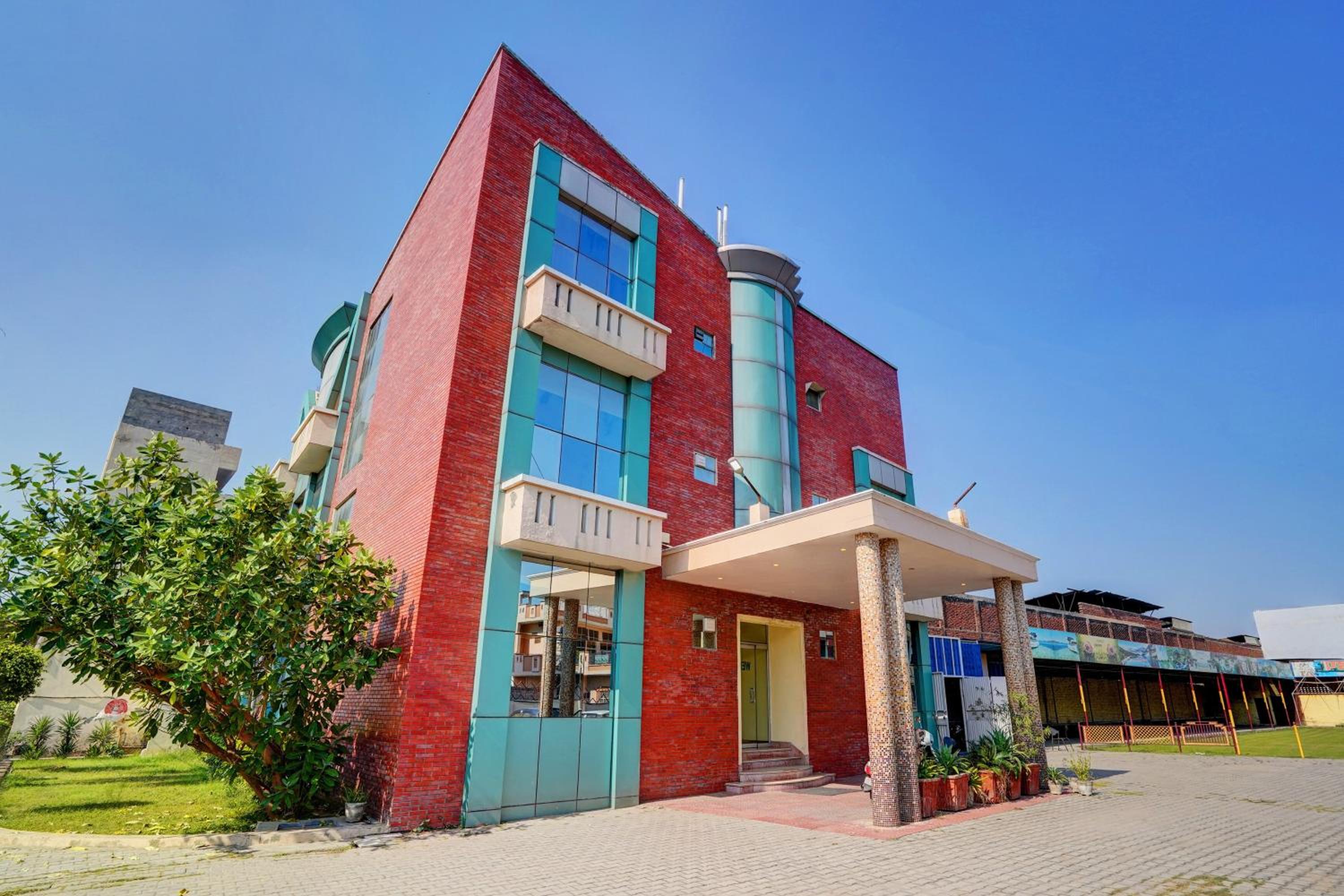 Hotel O Lavnya Hotel view 2