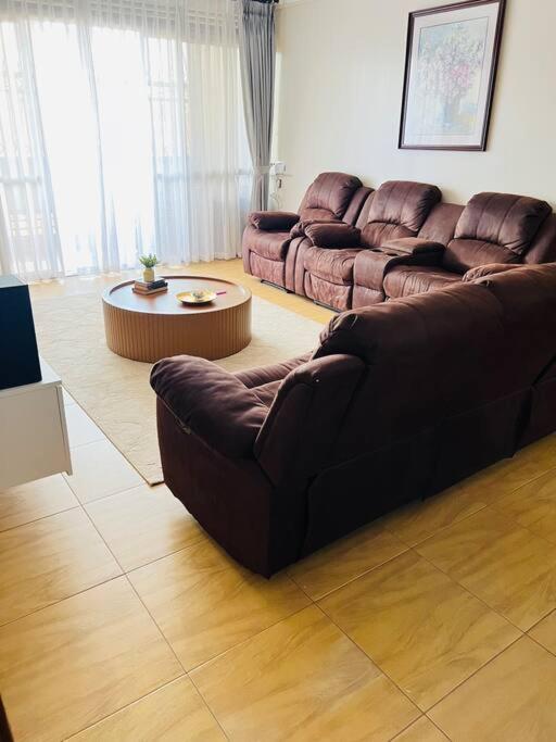 Delightful 3bedroom condo in bugolobi view 5
