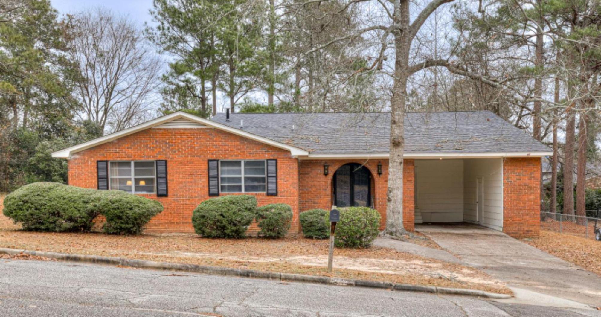 Augusta 5bd: 10min to Golf Course - BBQ Grill view 3