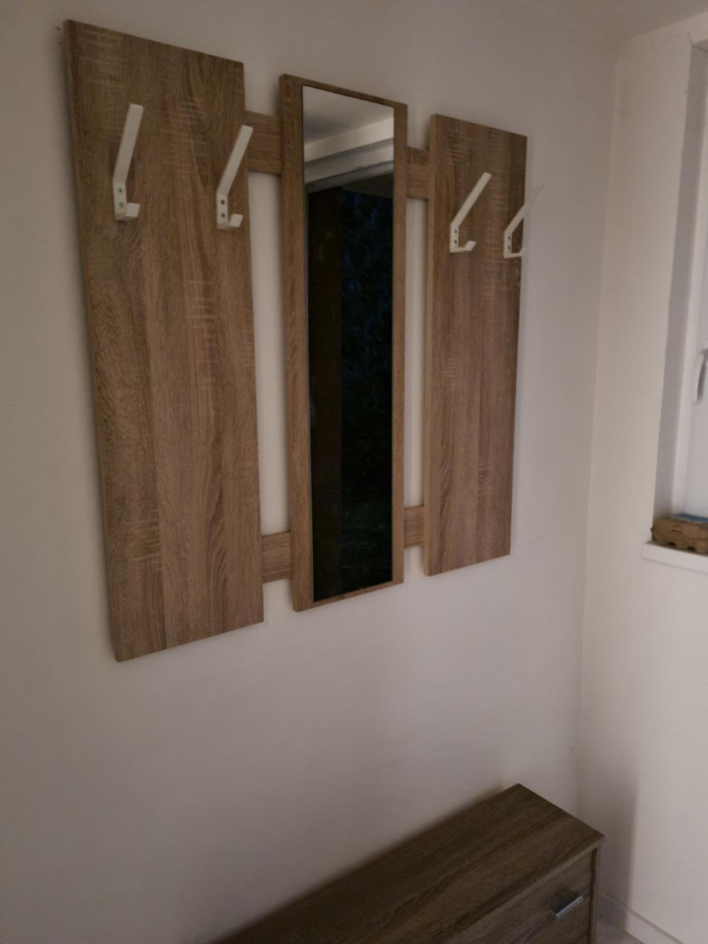 Dom pri rieke s parkovaním