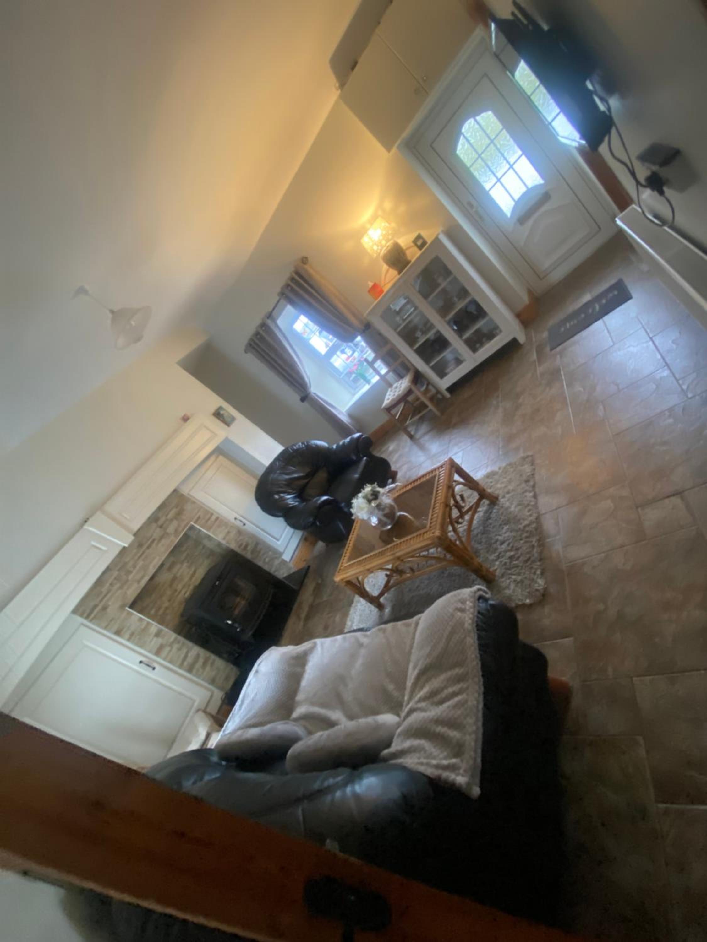 Ennis Vacations - Cheerful 3 bedroom country farm house - Property Image 5