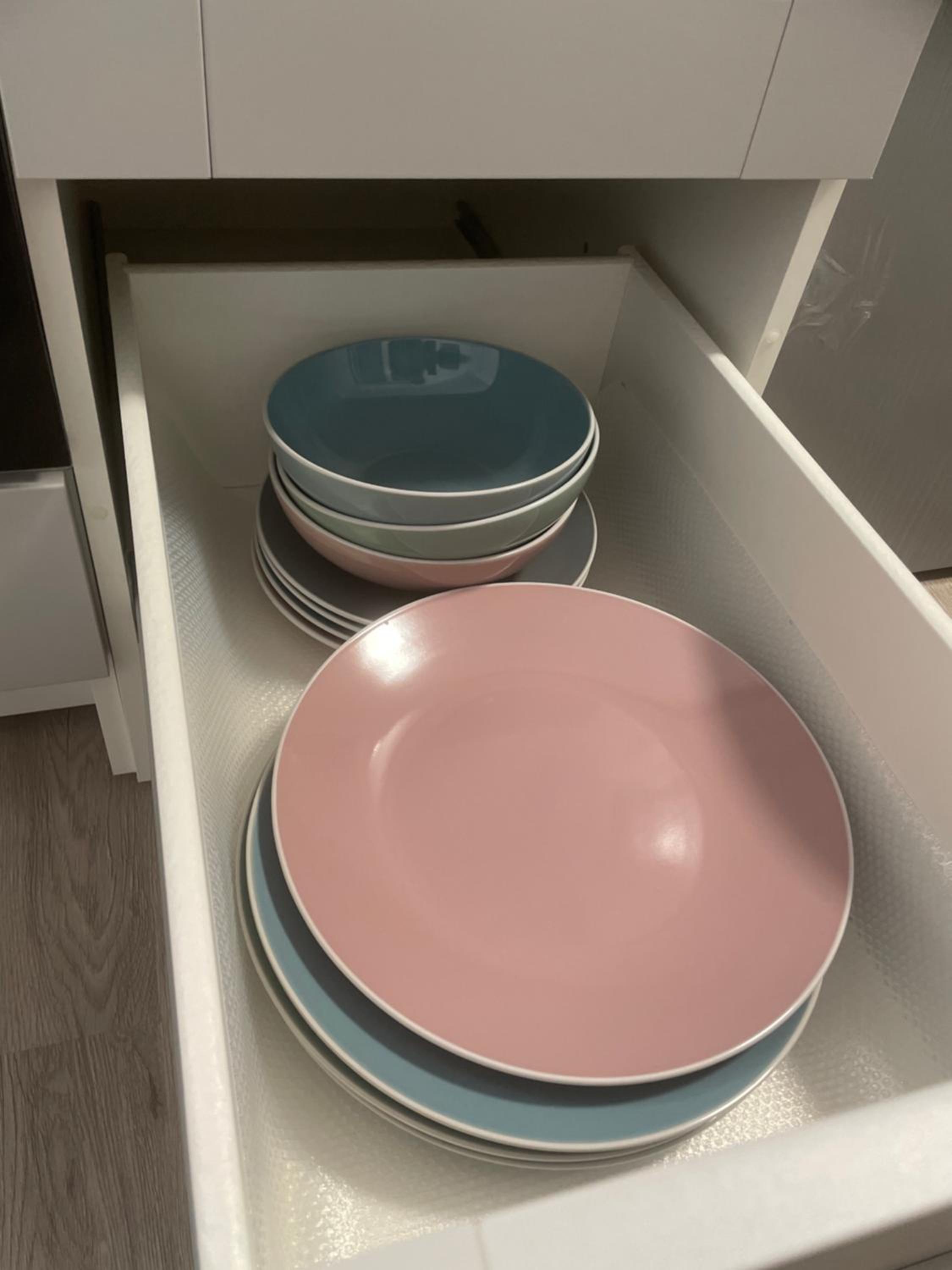 Sky Studio Apartment 1,5 Zimmer für 4 Leute Zentral 35qm S-Bahn Mercedes Benz