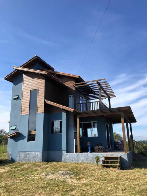 Casa Azul na PRAIA DO ROSA