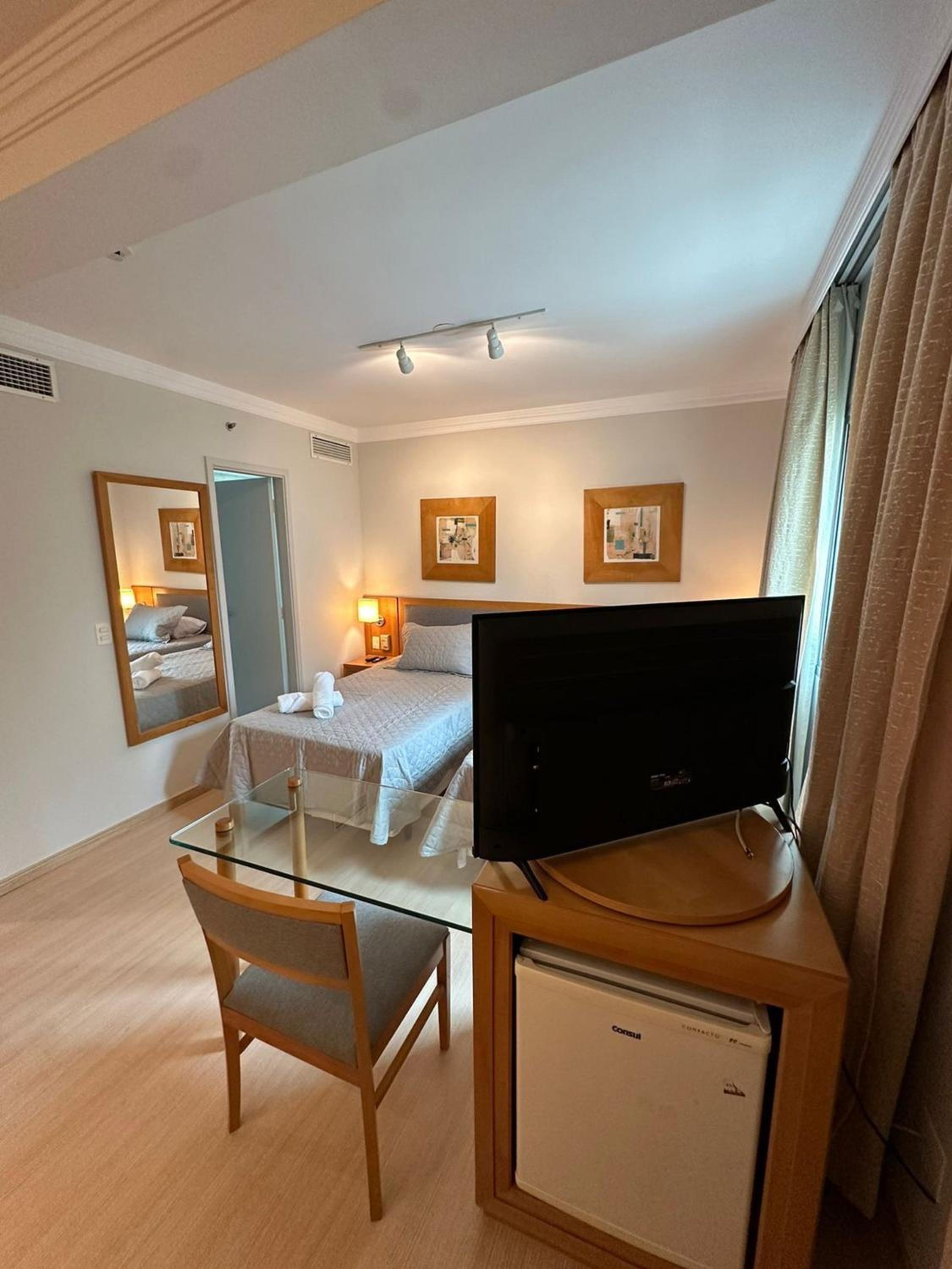 Flat localizado na Rua Oscar Freire