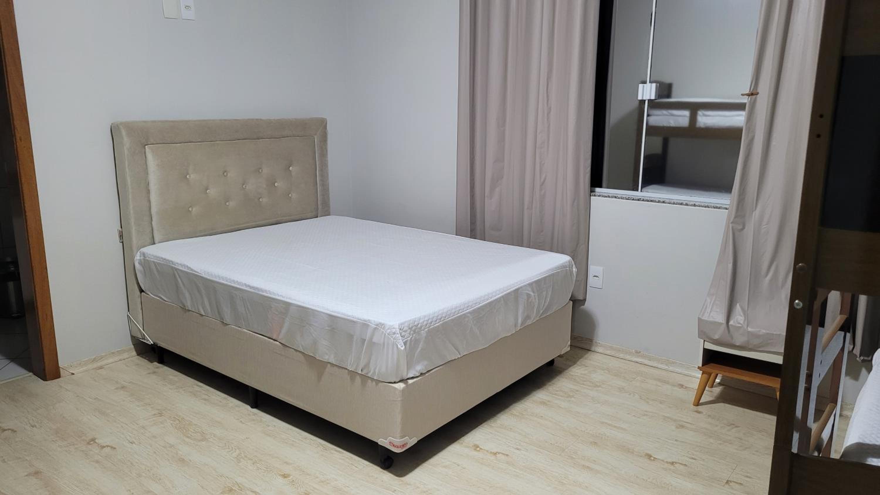 minhacasapraiapalmas istag 4 suítes 30 hosp a combinar