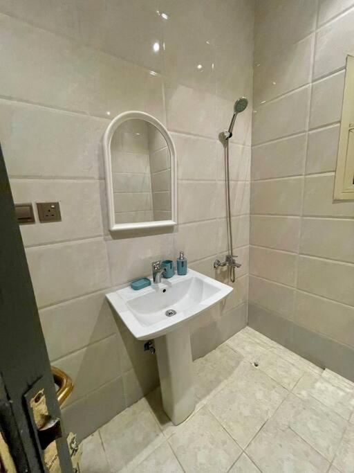 Luxury studio with private side entrance