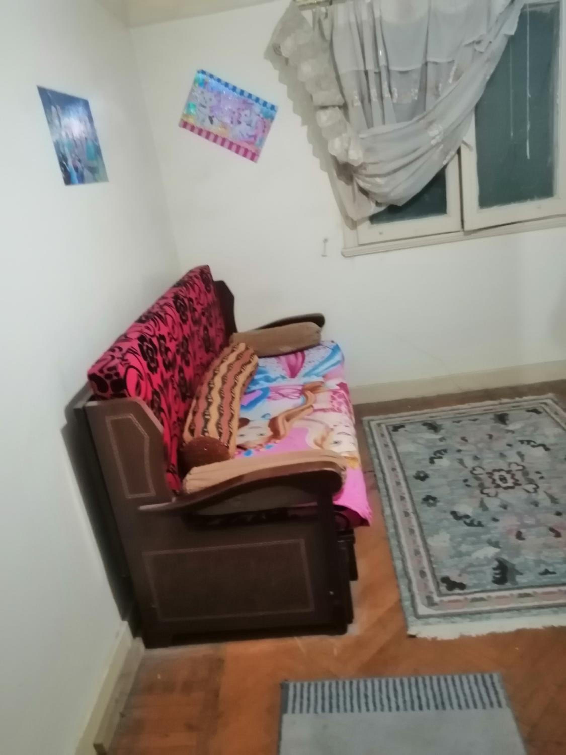 ALEXANDRIA HOUSE AMRO