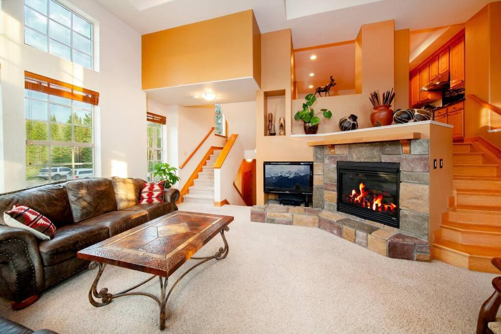 Luxe Downtown Winter Park Private Hot Tub 4 BR view 5