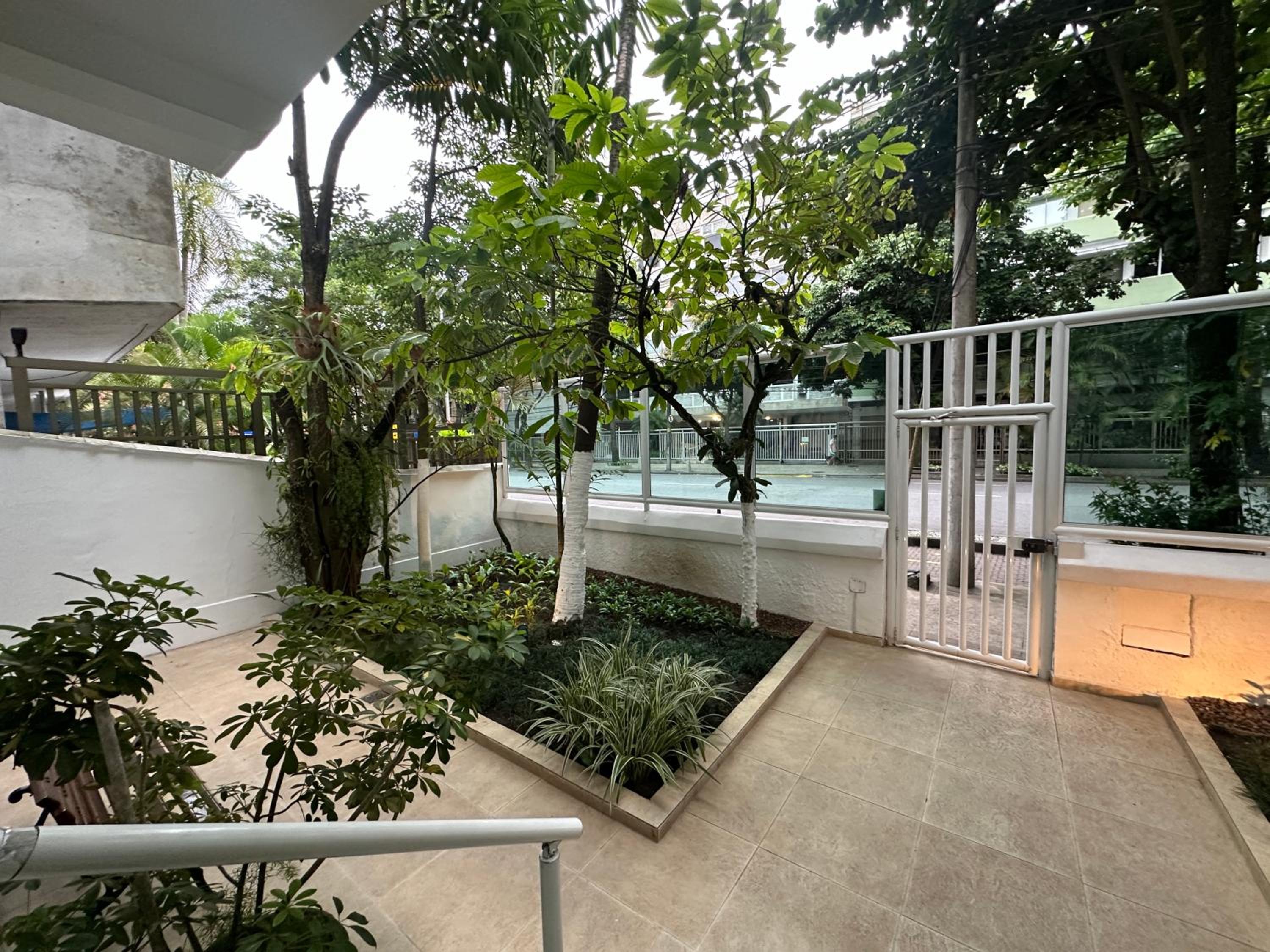 Studio Edifício Leblon 306