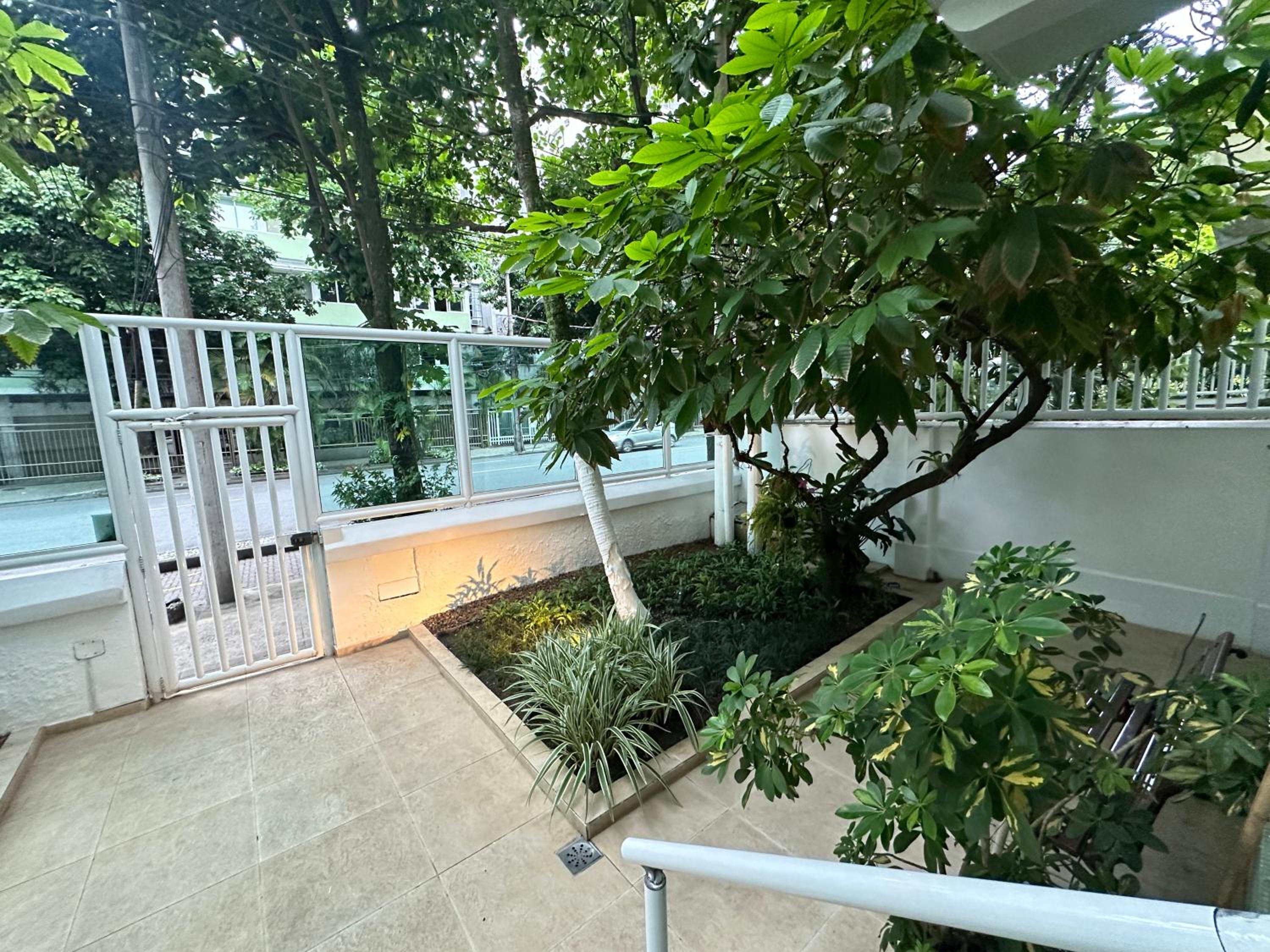Studio Edifício Leblon 306
